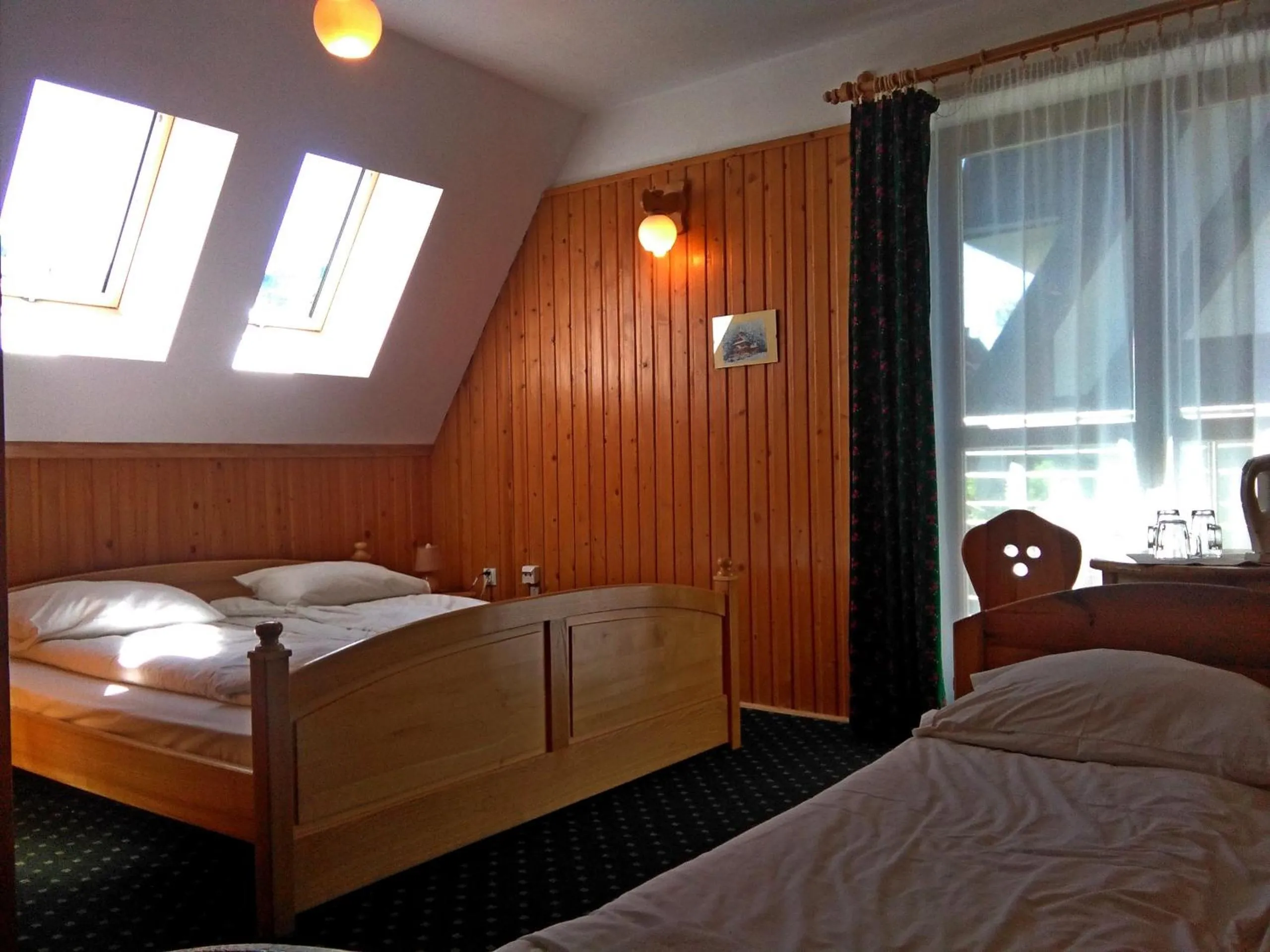 Photo of the whole room, Bed in Willa Halka