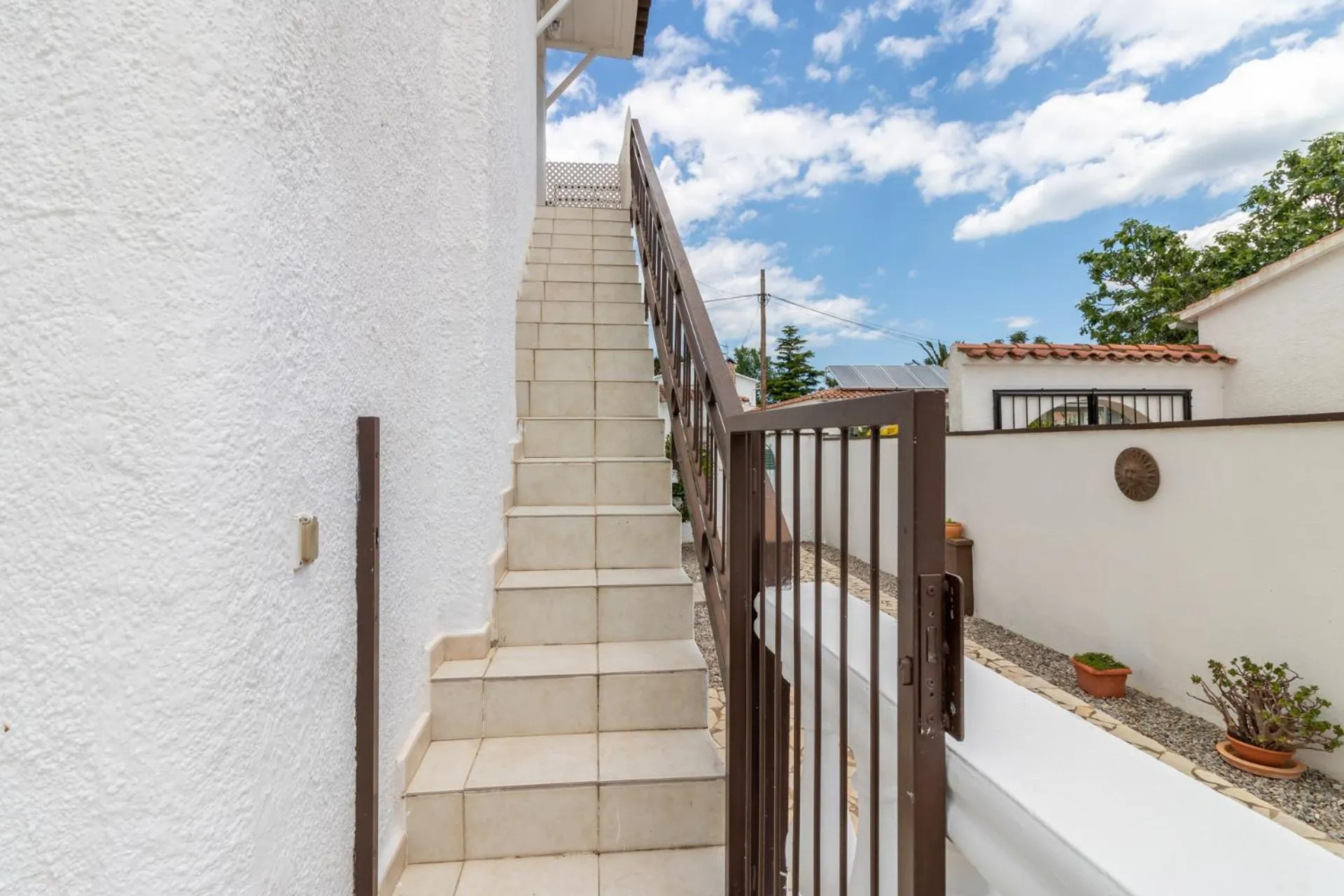 Facade/entrance in Goldhome - Montseny 11 - Private heated pool