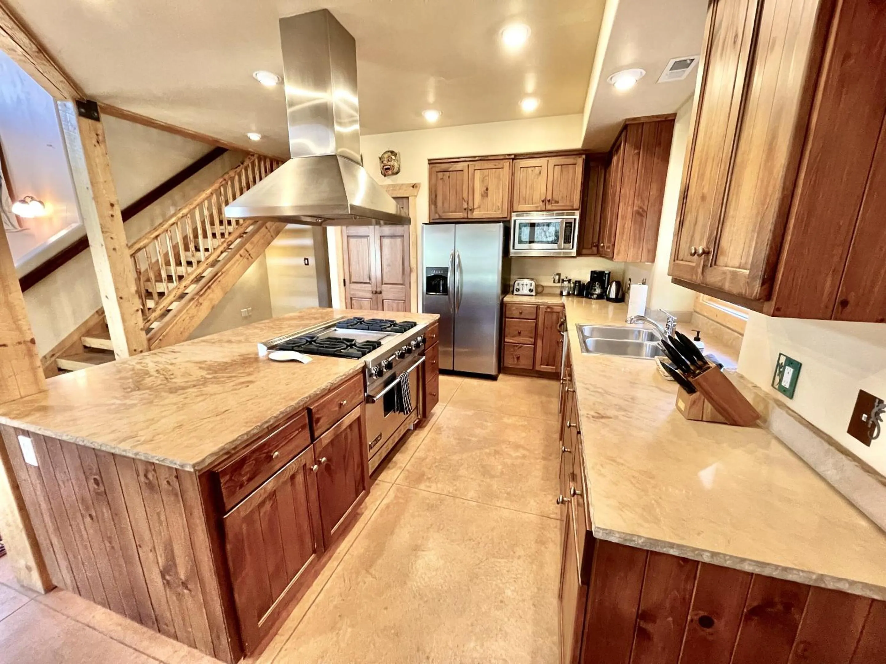 Kitchen or kitchenette in The Sanctuary by the Golf Course