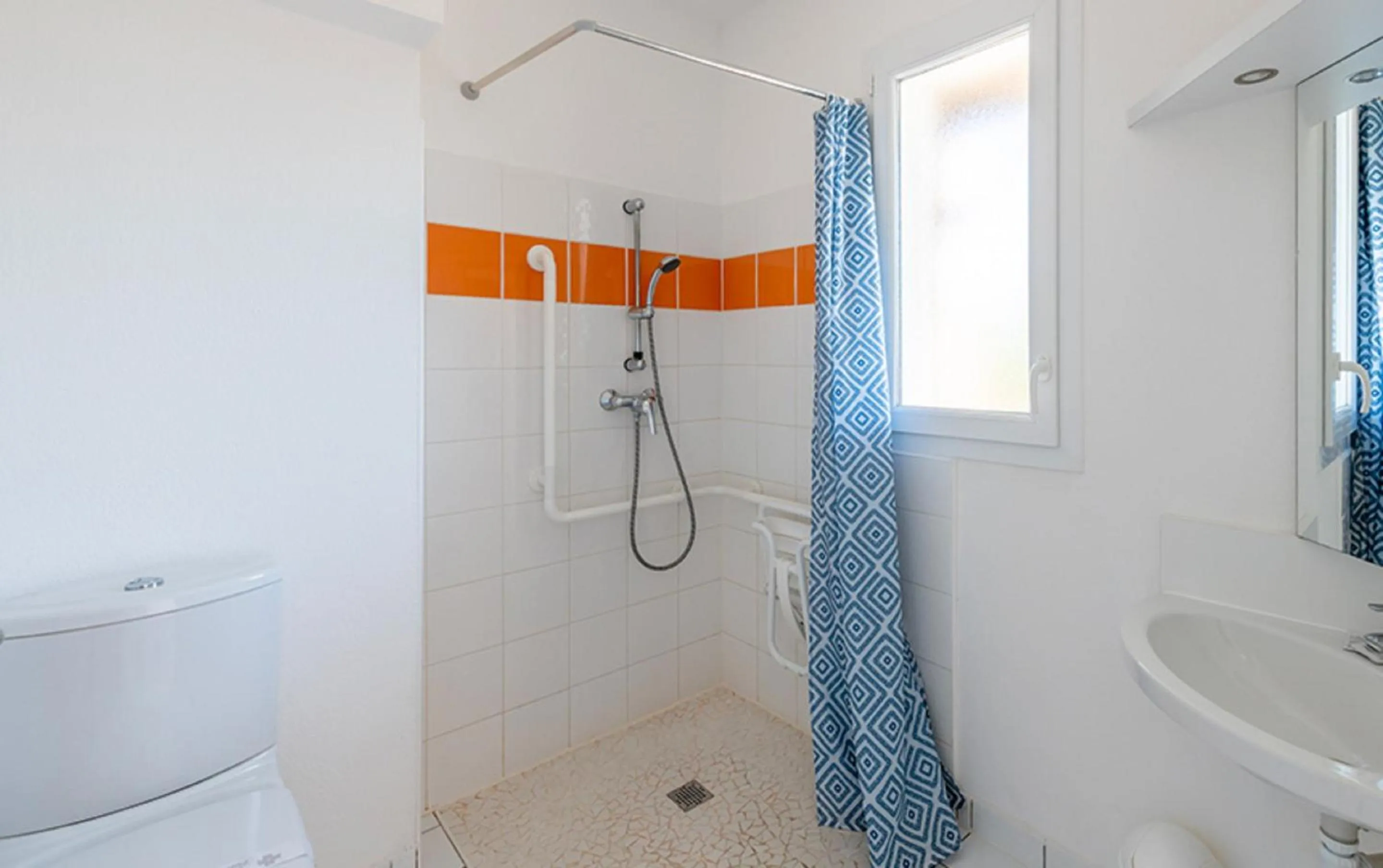 Bathroom in Vacancéole - Le Domaine des Grands Lacs