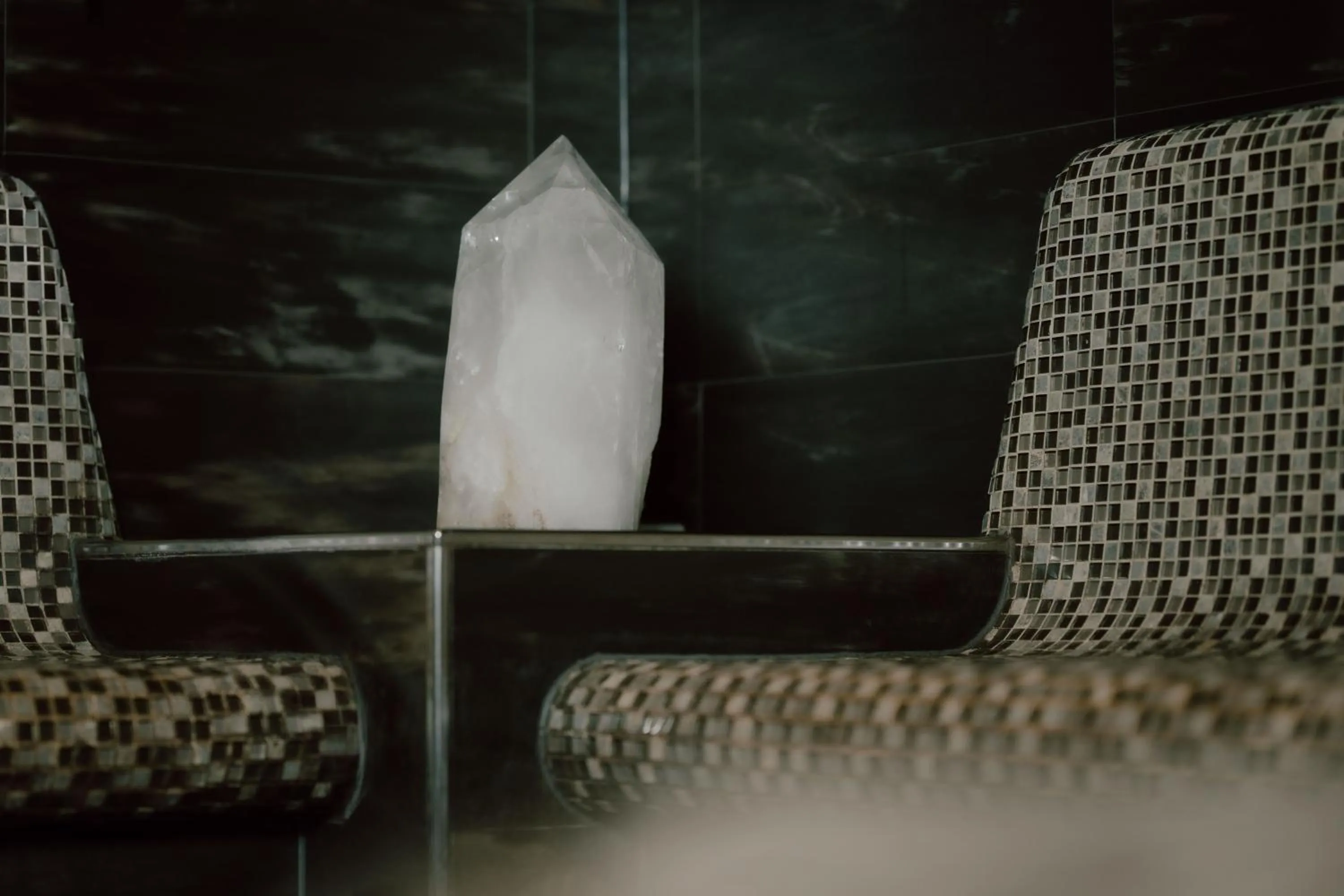 Steam room in Arthotel Gratschwirt