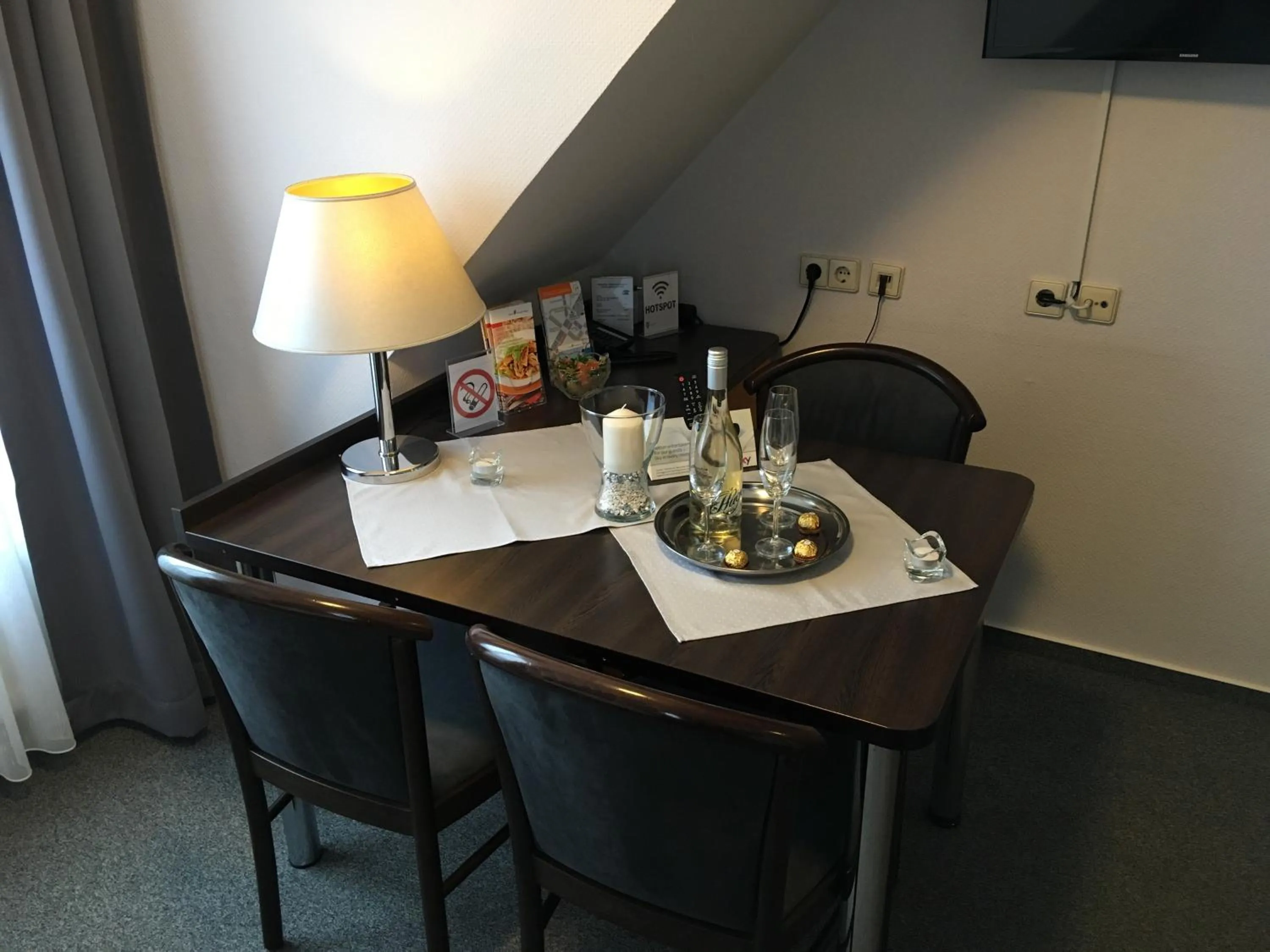 Dining area in Apartment 47