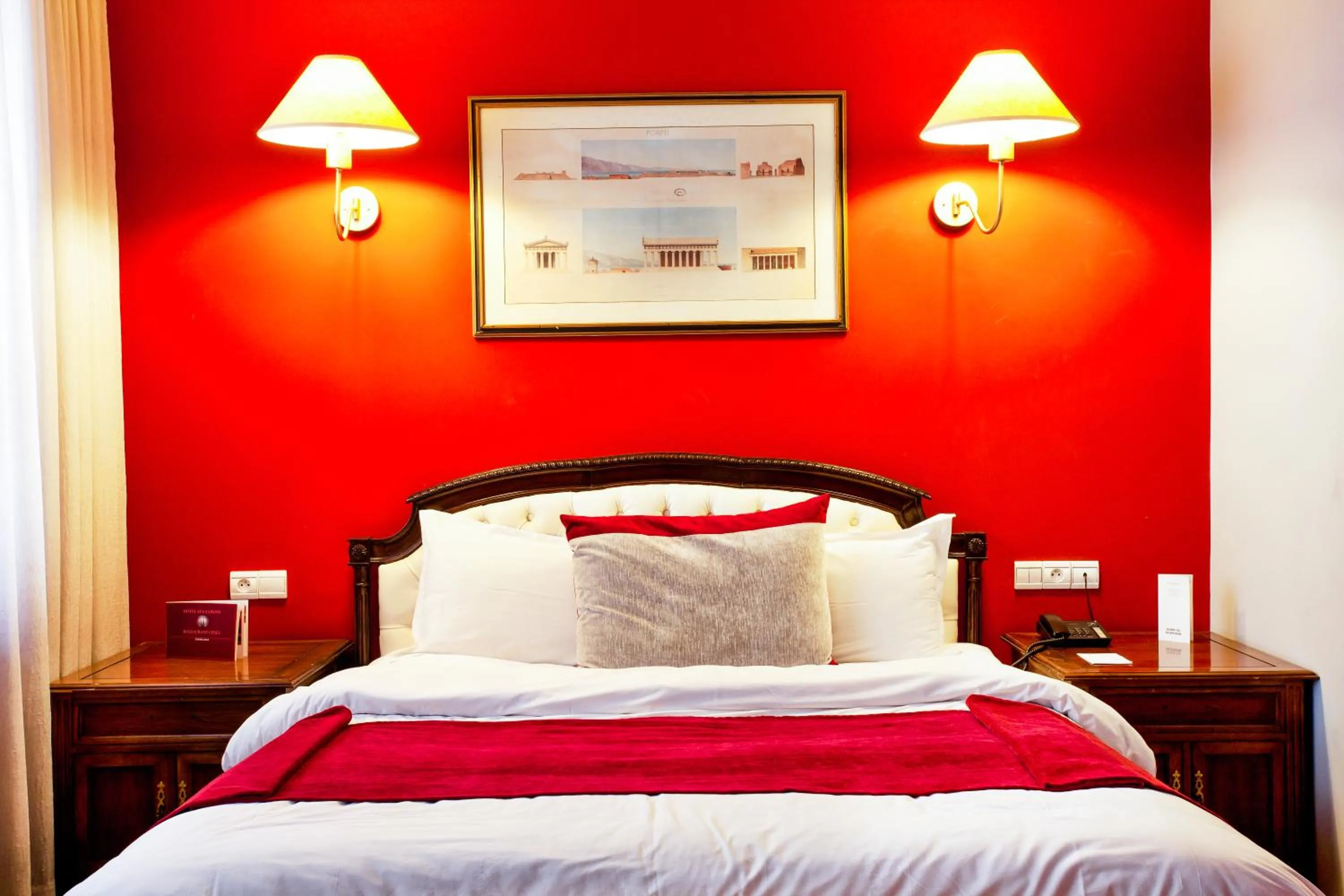 Bed in Hôtel Les Saisons