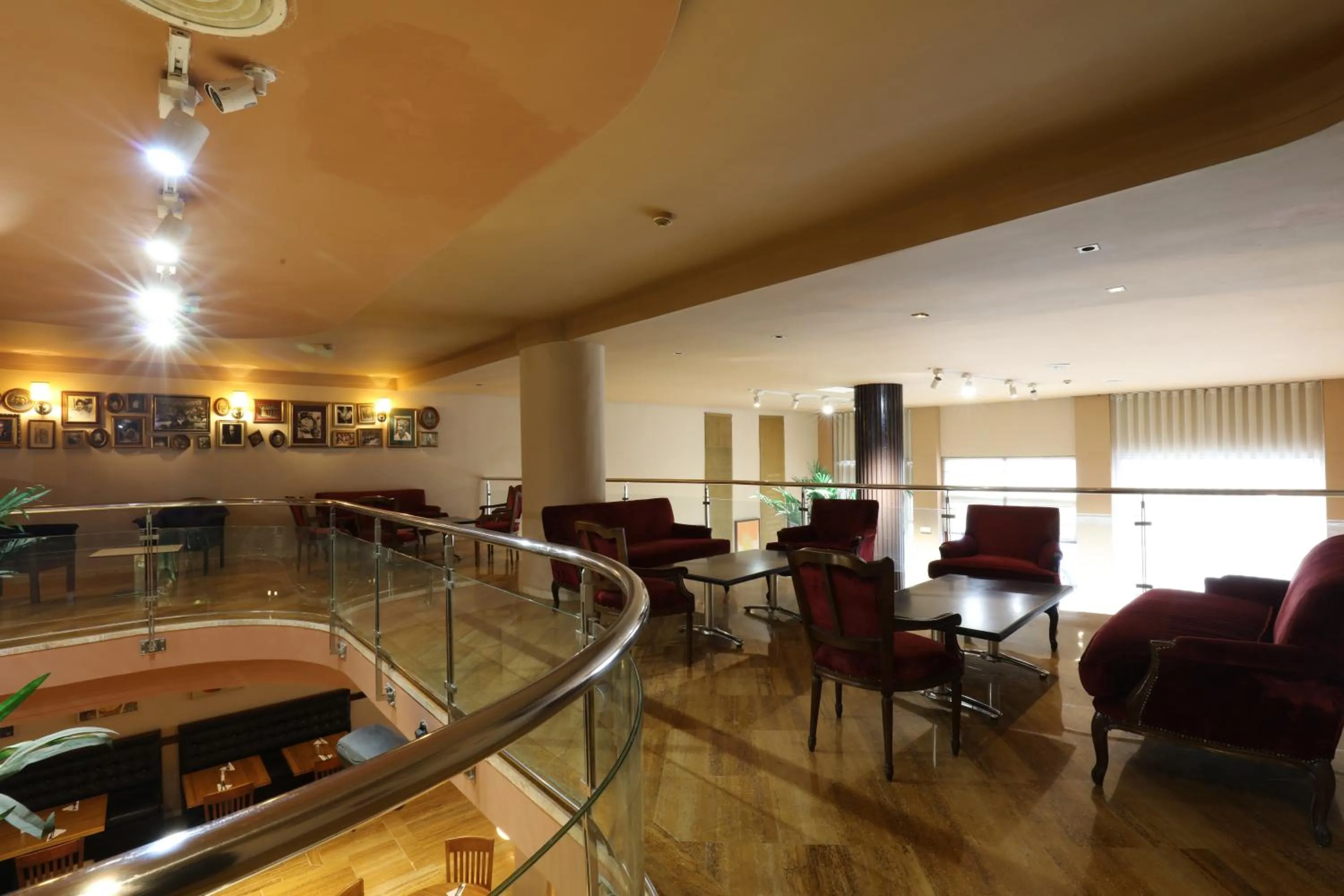 Restaurant/places to eat in Hôtel Les Saisons