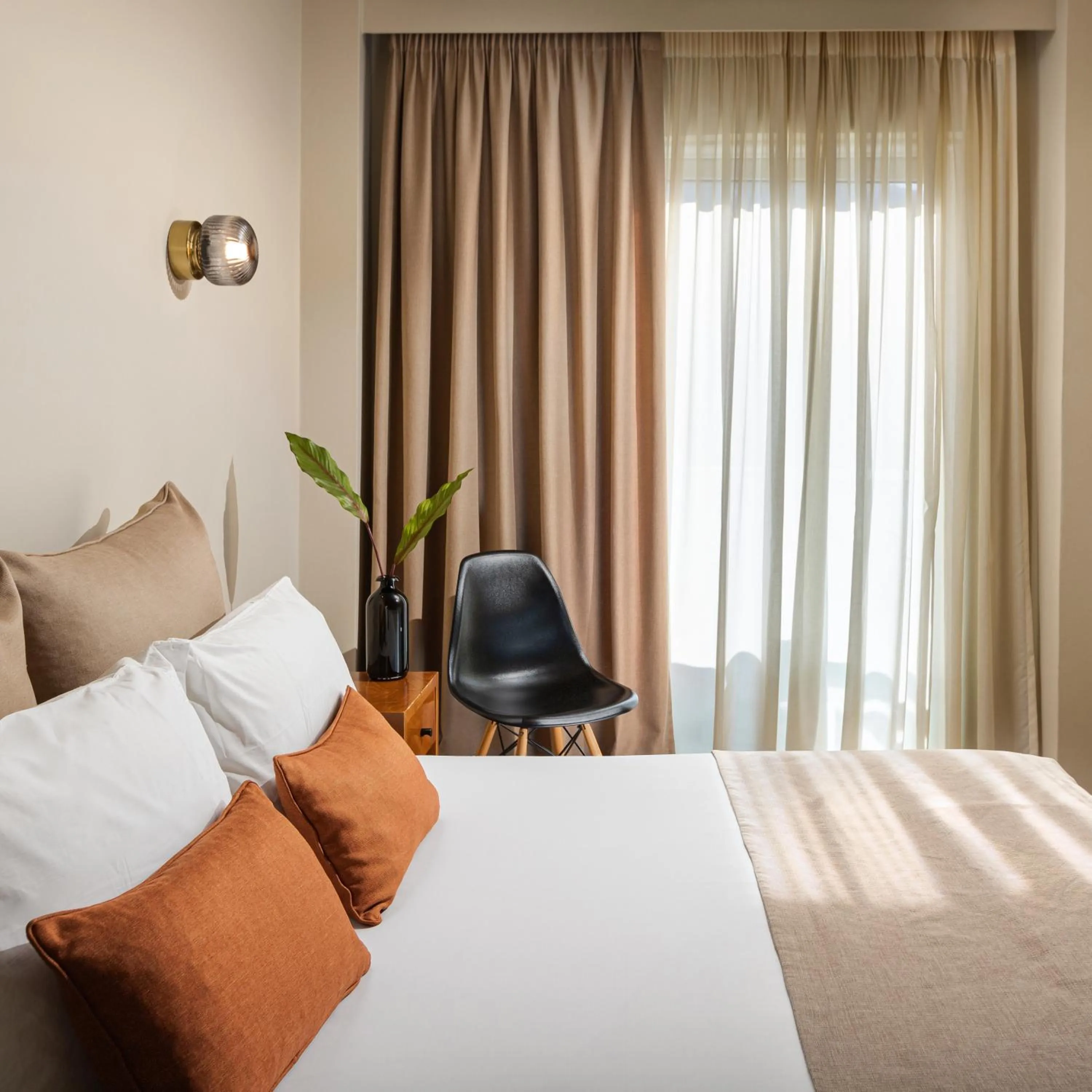 Bed in Hotel Delfini