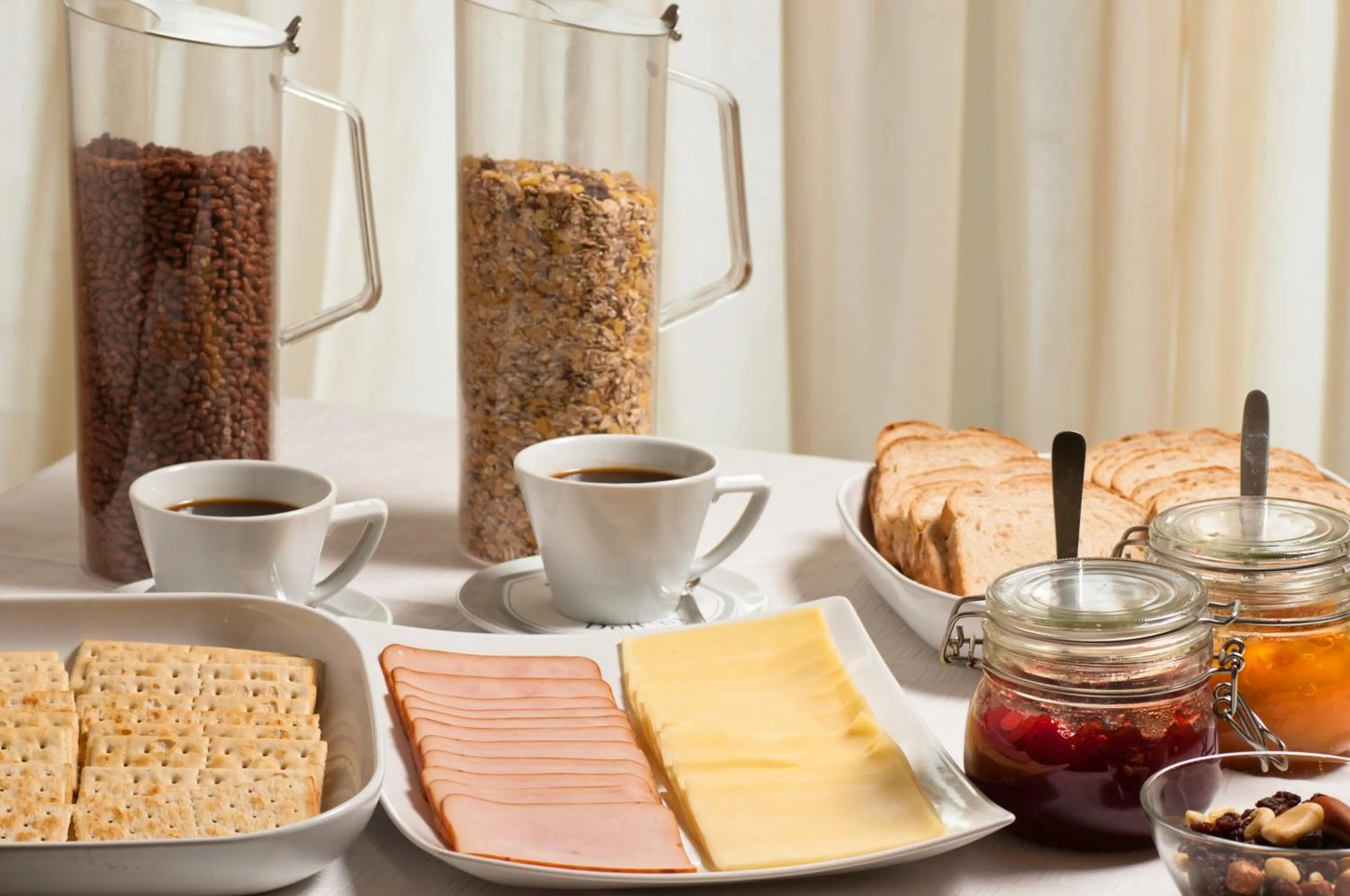 Food and drinks in Hotel Delfini