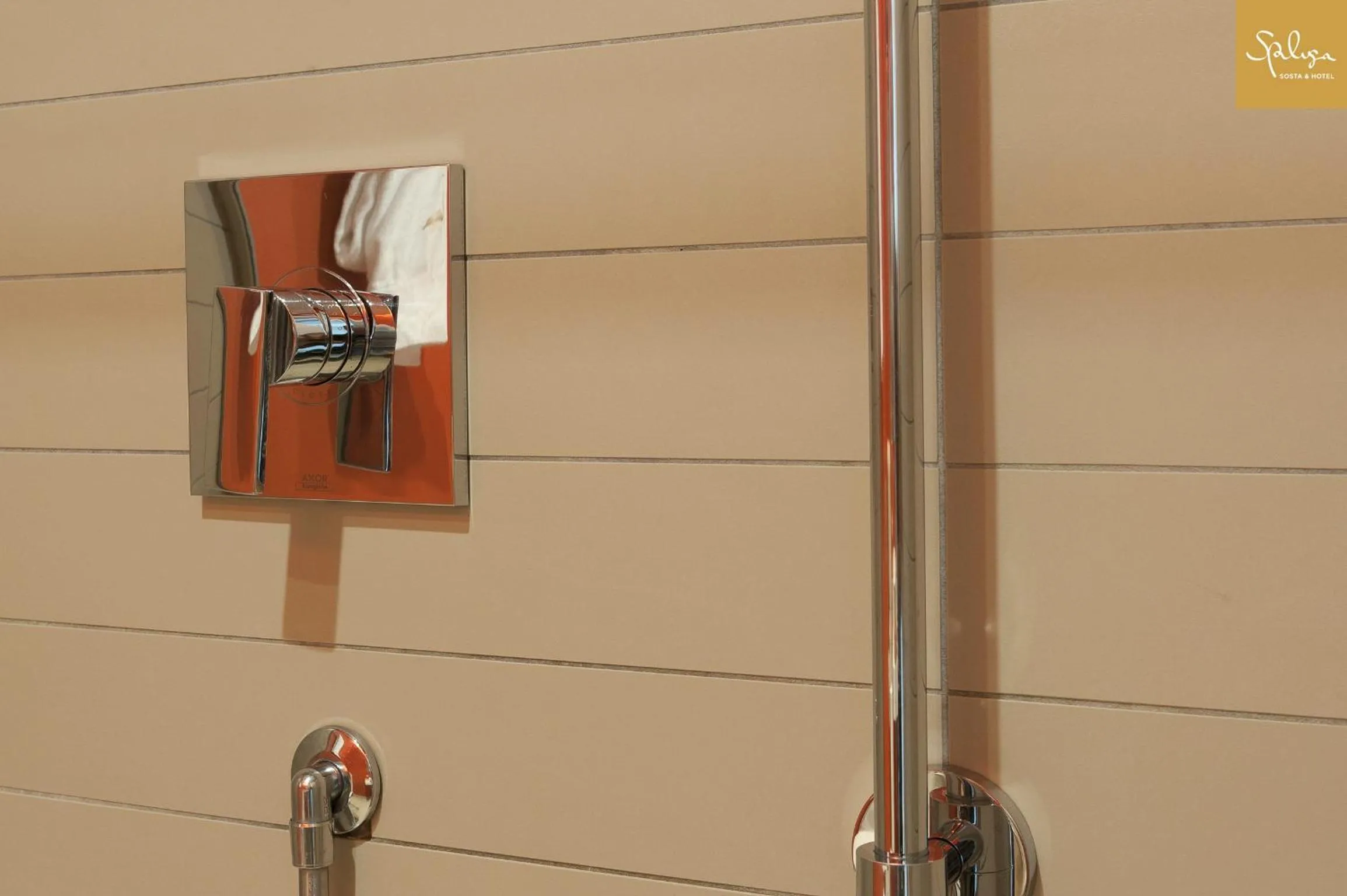 Property building in Spluga Sosta & Hotel