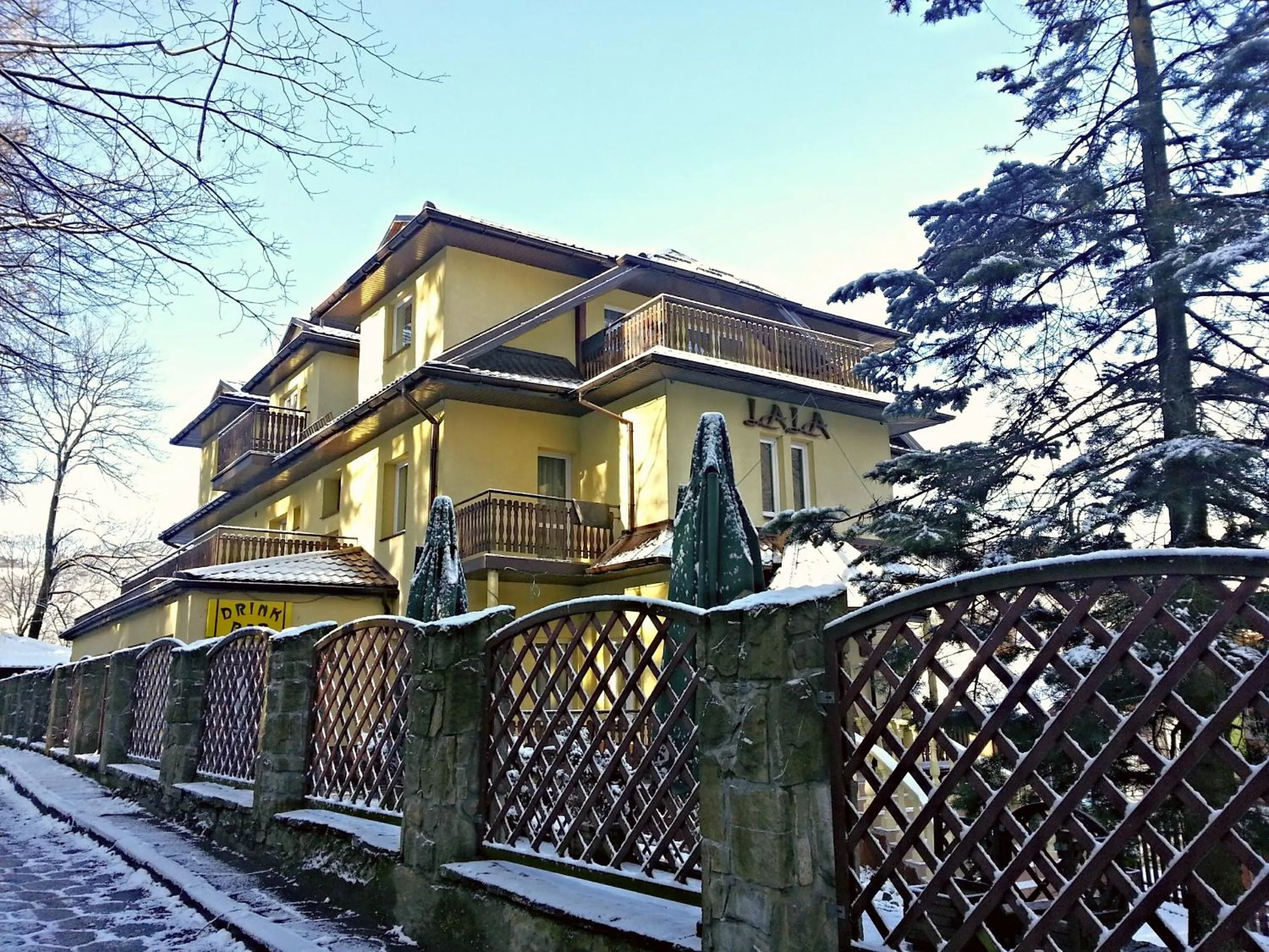 Natural landscape in Willa Lala