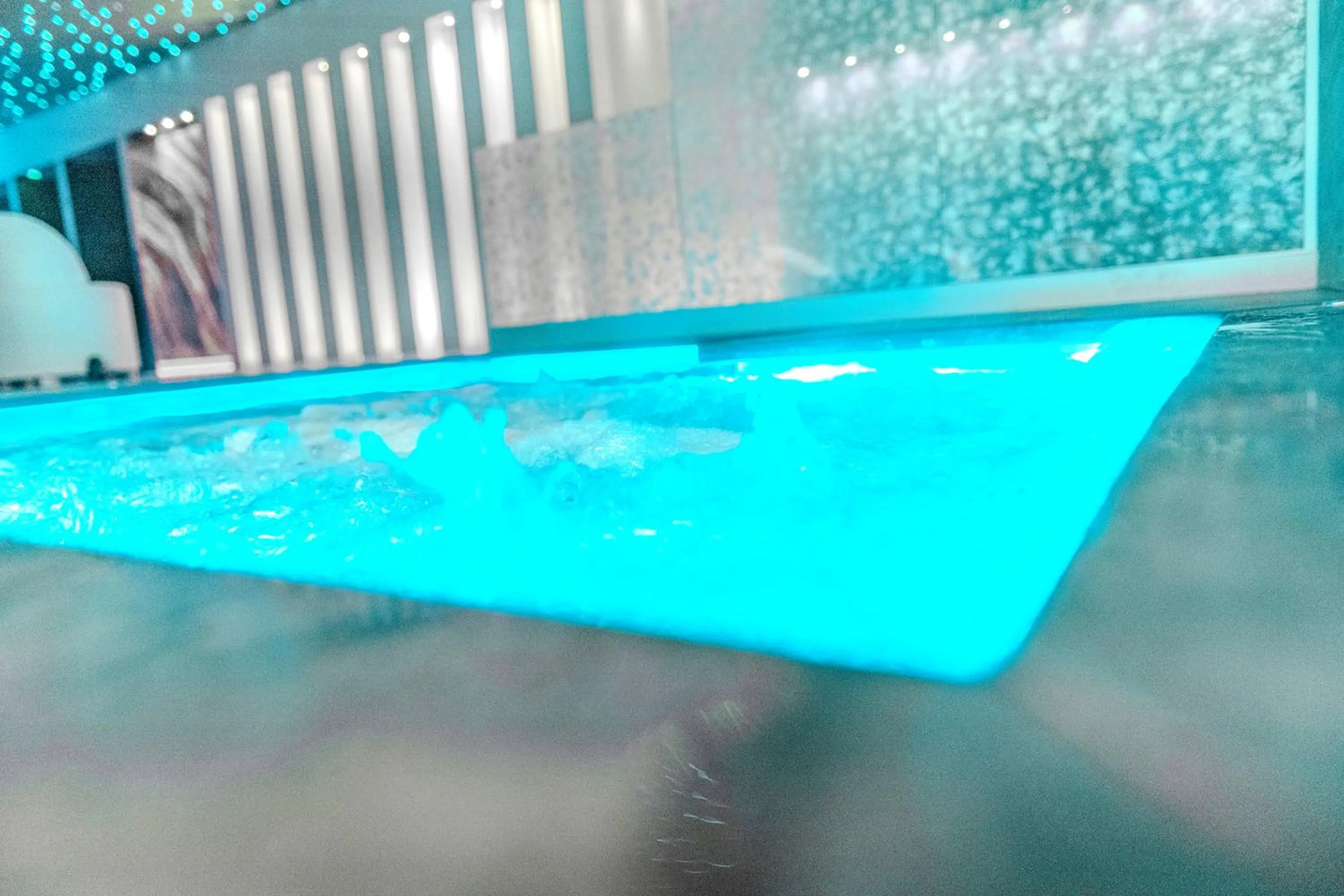 Hot Tub in The Moon Boutique Hotel & Spa