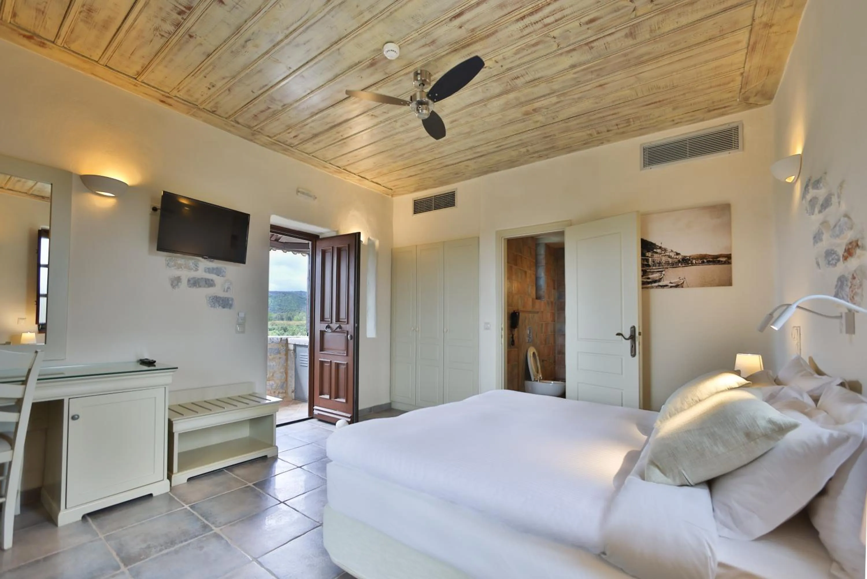 Bedroom, Bed in Castello Antico Hotel