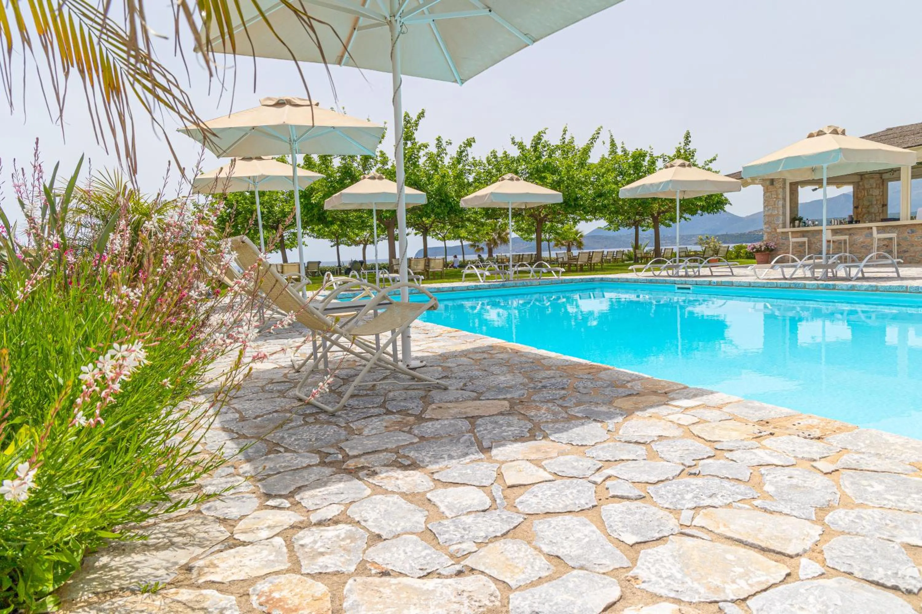 Swimming pool in Castello Antico Hotel
