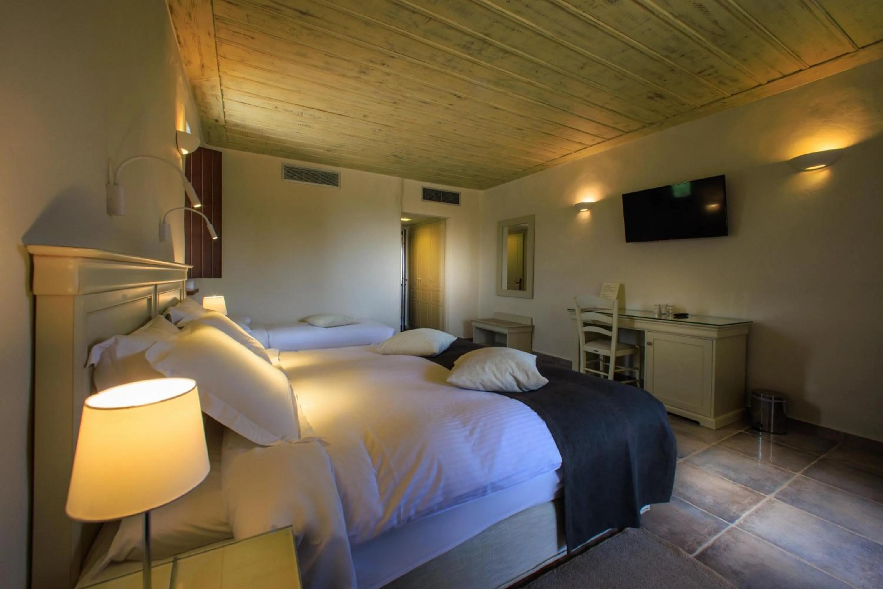 TV and multimedia, Bed in Castello Antico Hotel