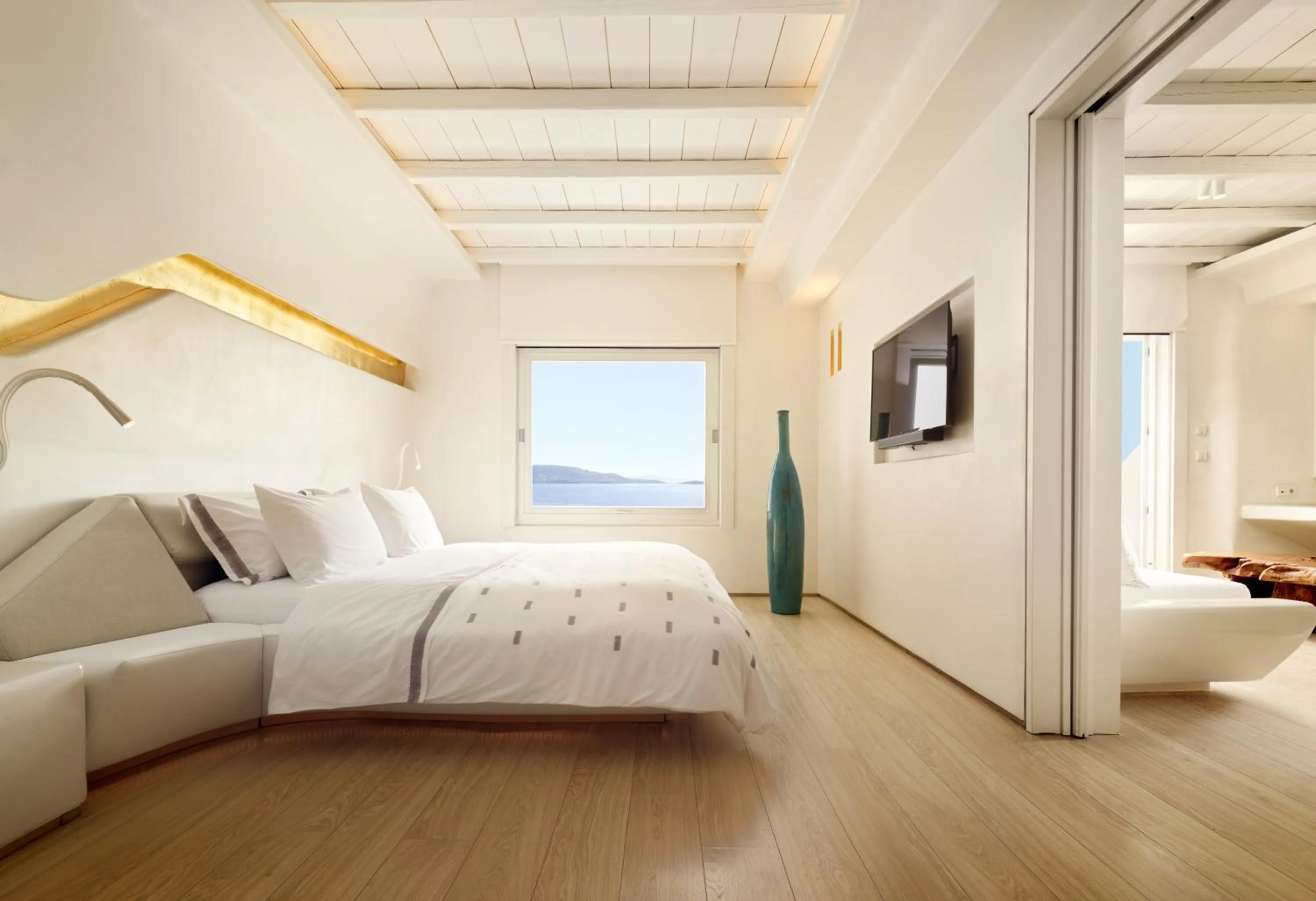 Photo of the whole room, Bed in Cavo Tagoo Mykonos