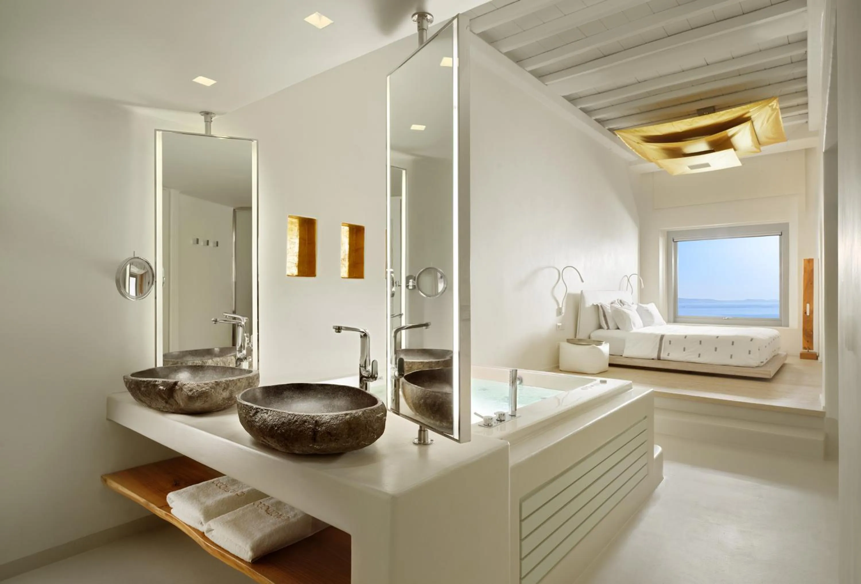 Bed in Cavo Tagoo Mykonos