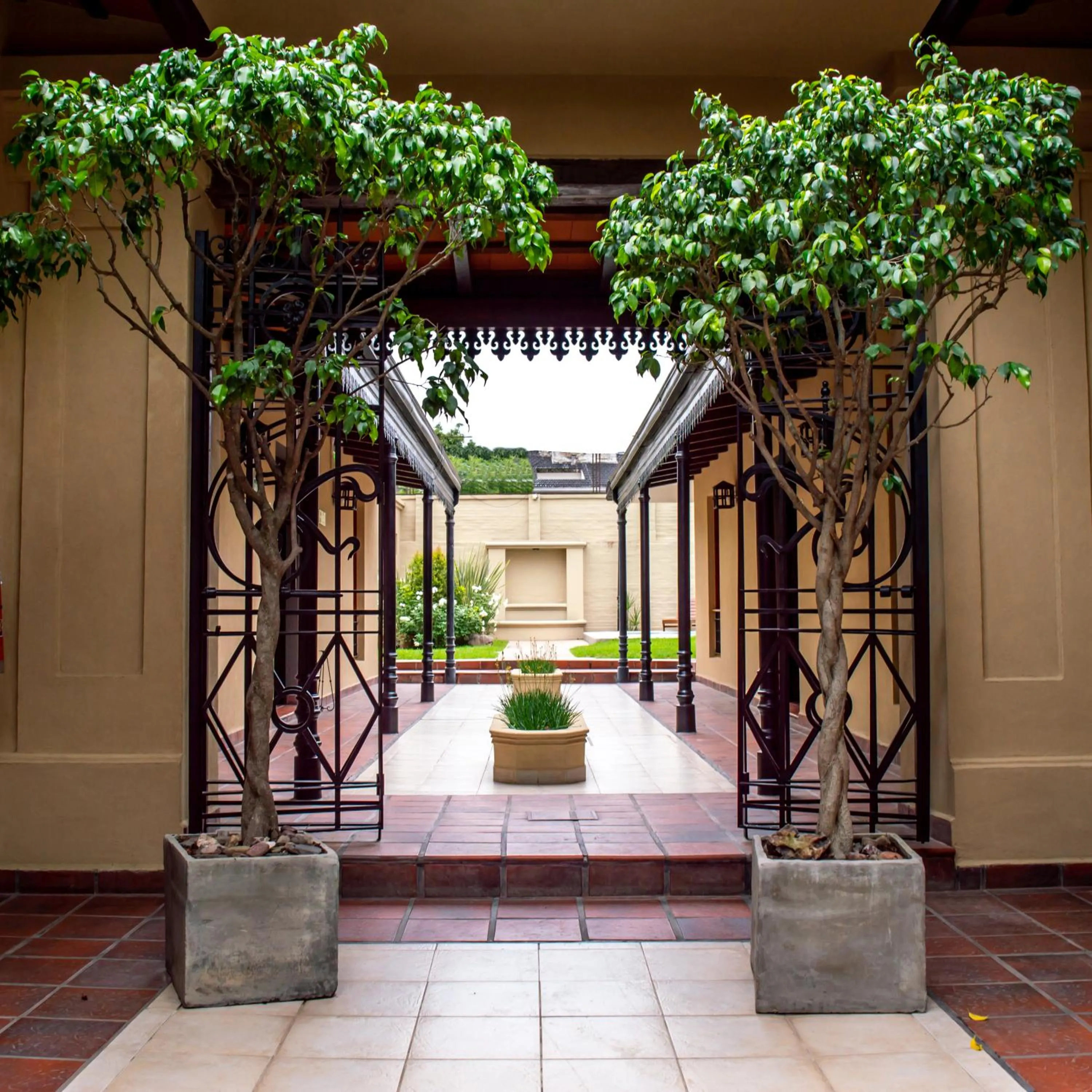 Facade/entrance in El Arribo Hotel