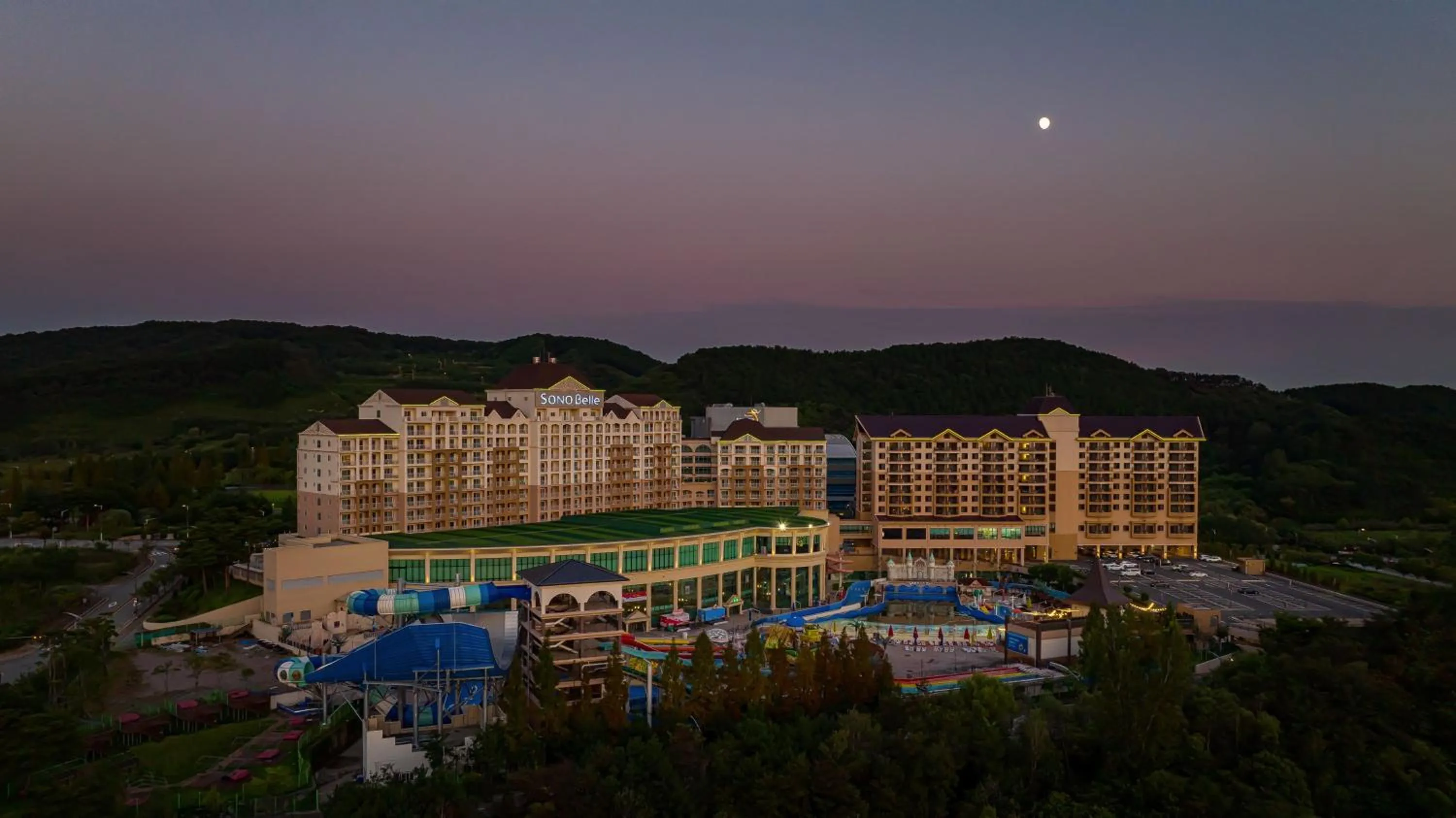 Property building in Sono Belle Cheonan