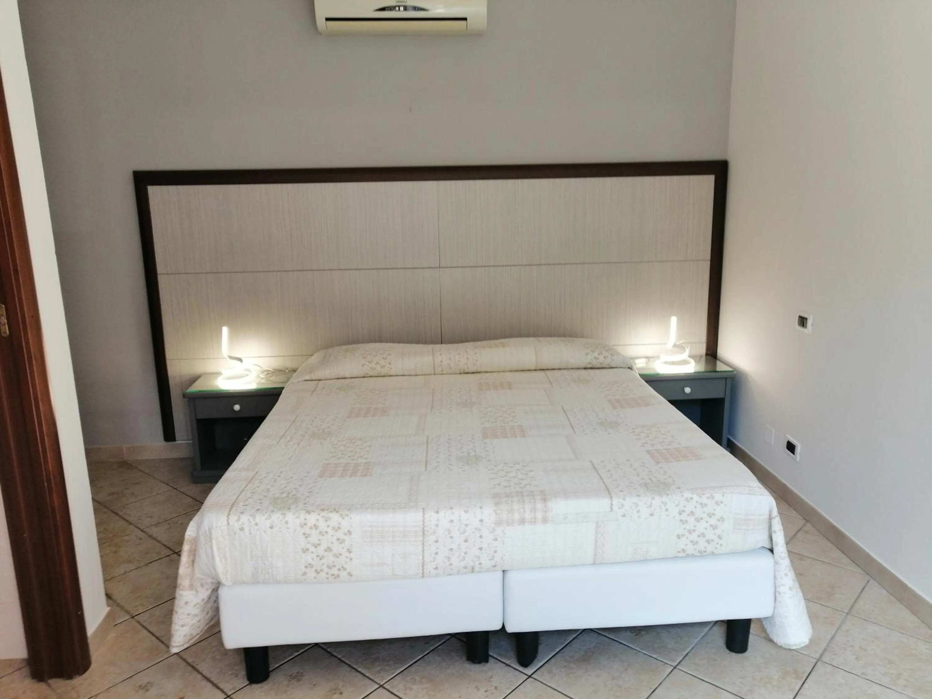 Bed in Hotel Antica Cascina Del Golfo