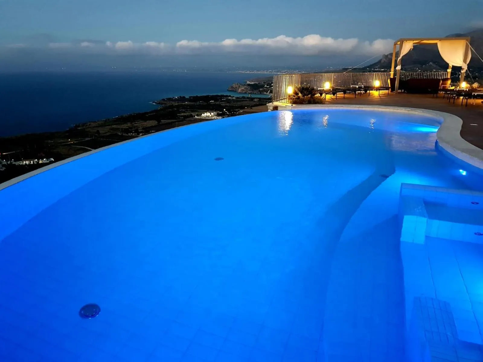 Hotel Antica Cascina Del Golfo