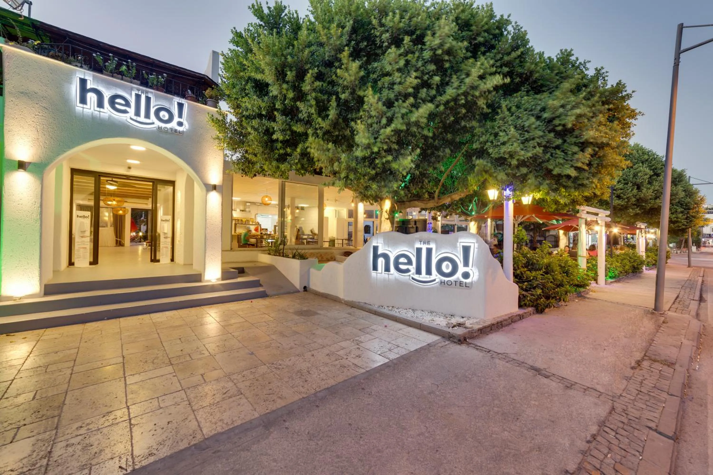 Facade/entrance in The Hello Hotel