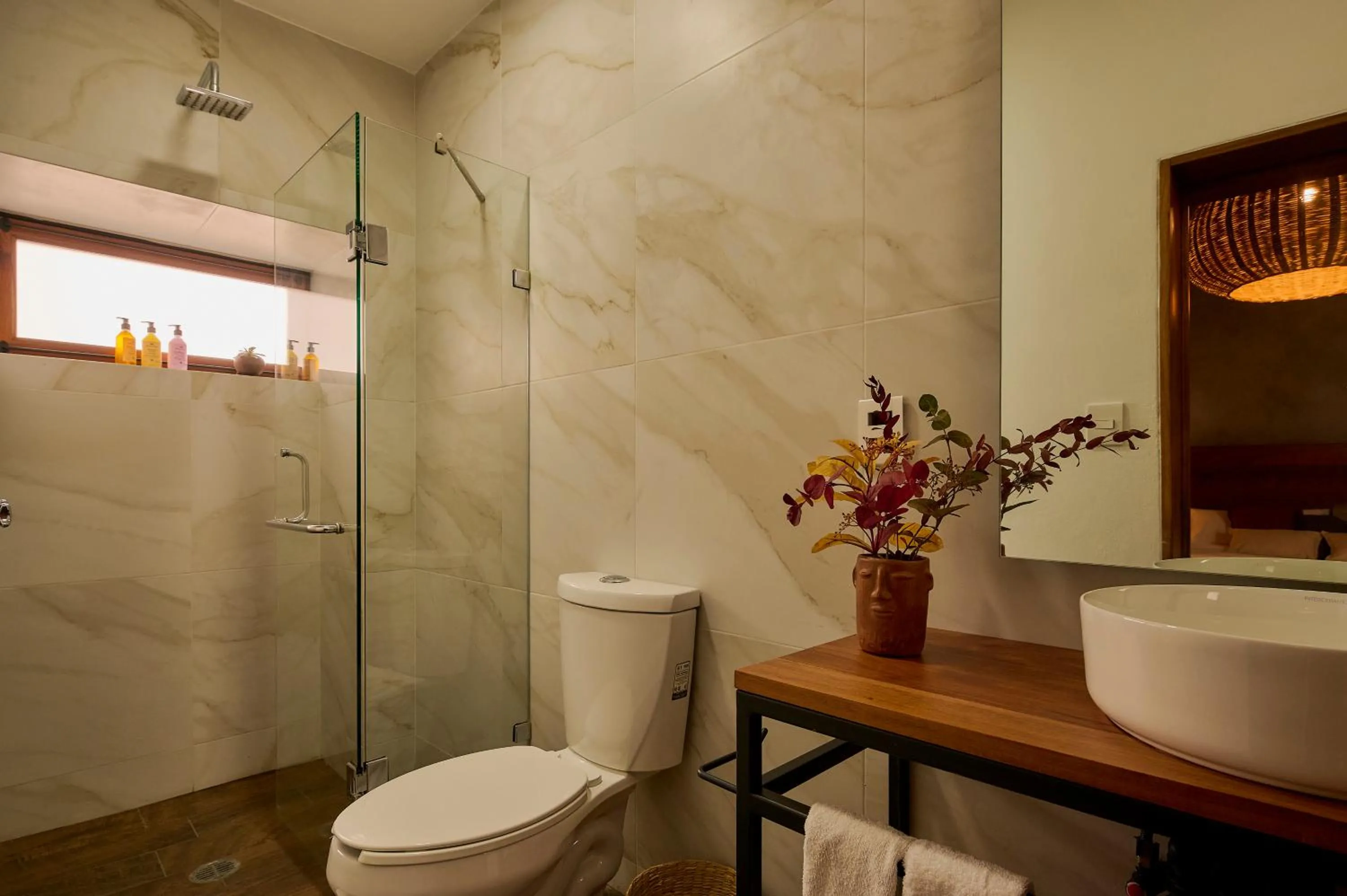 Shower in Stay Ortenxia