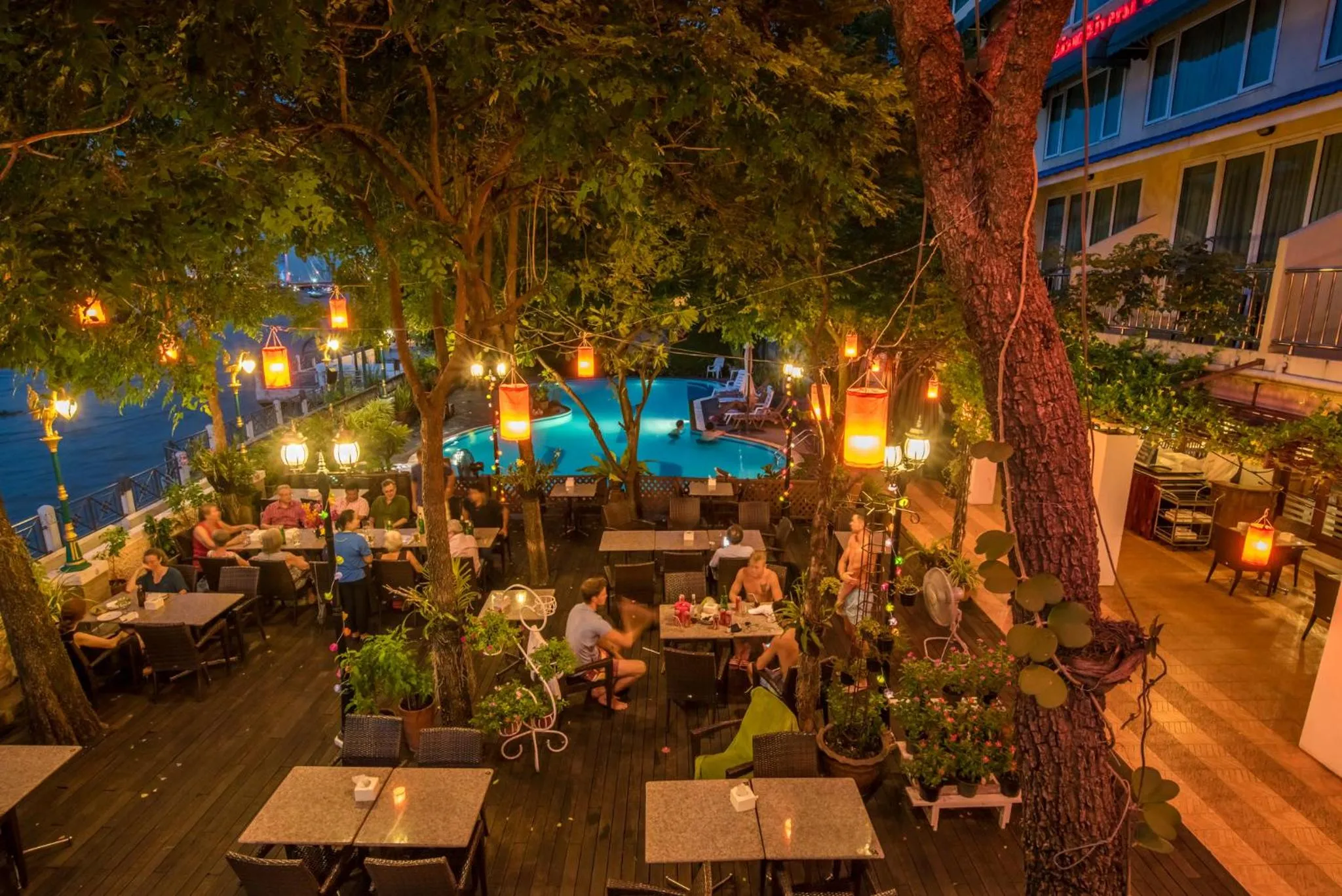 Lounge or bar in New Siam Riverside