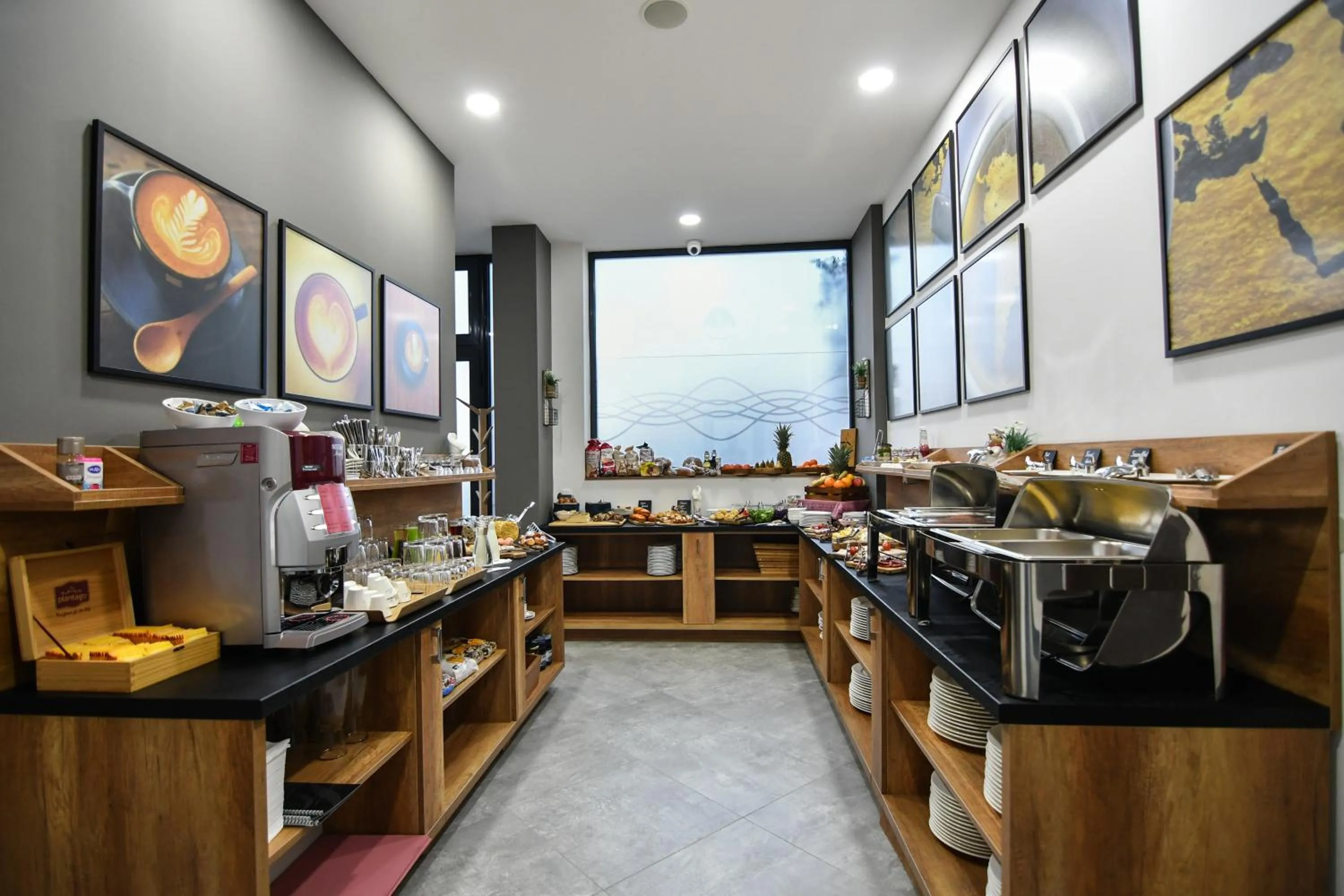 Food and drinks in Perla Residence Hotel & SPA