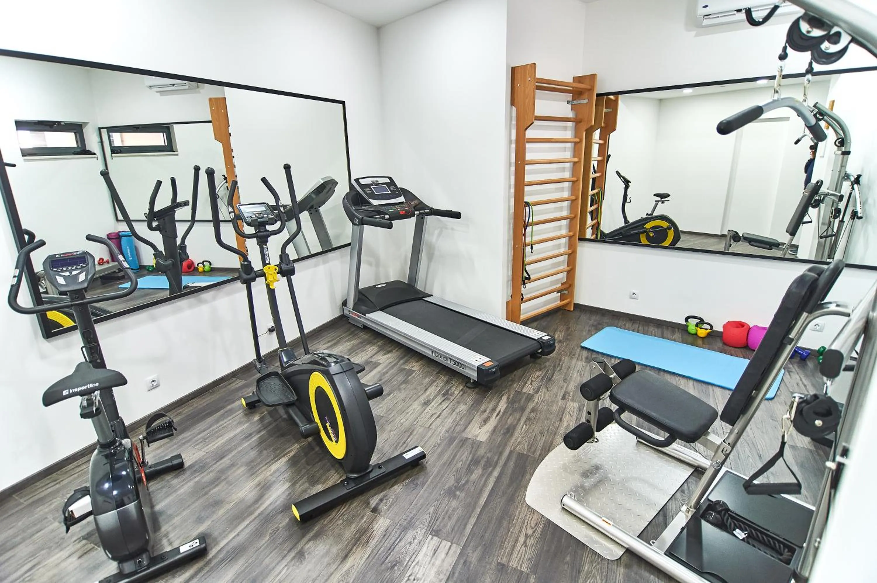 Fitness centre/facilities in Perla Residence Hotel & SPA