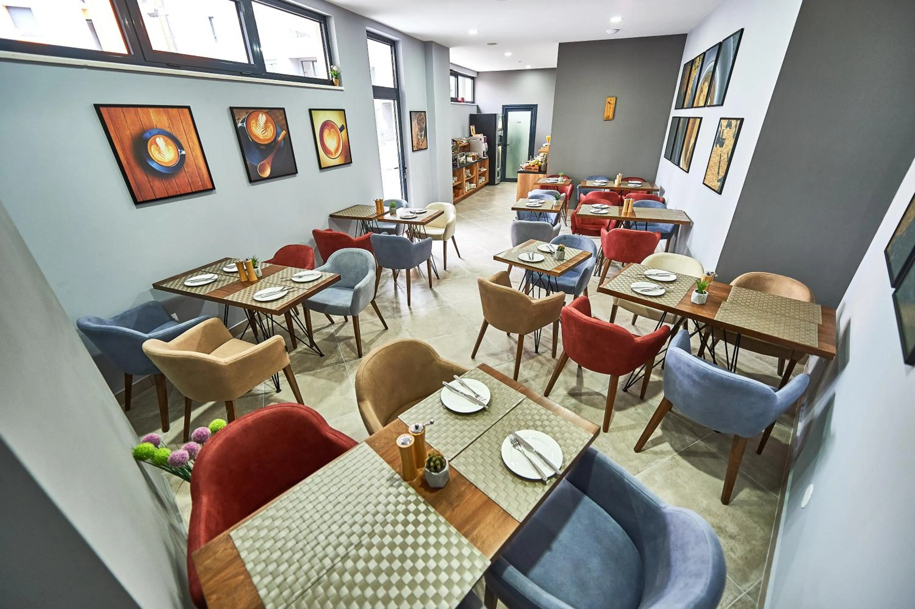 Restaurant/places to eat in Perla Residence Hotel & SPA