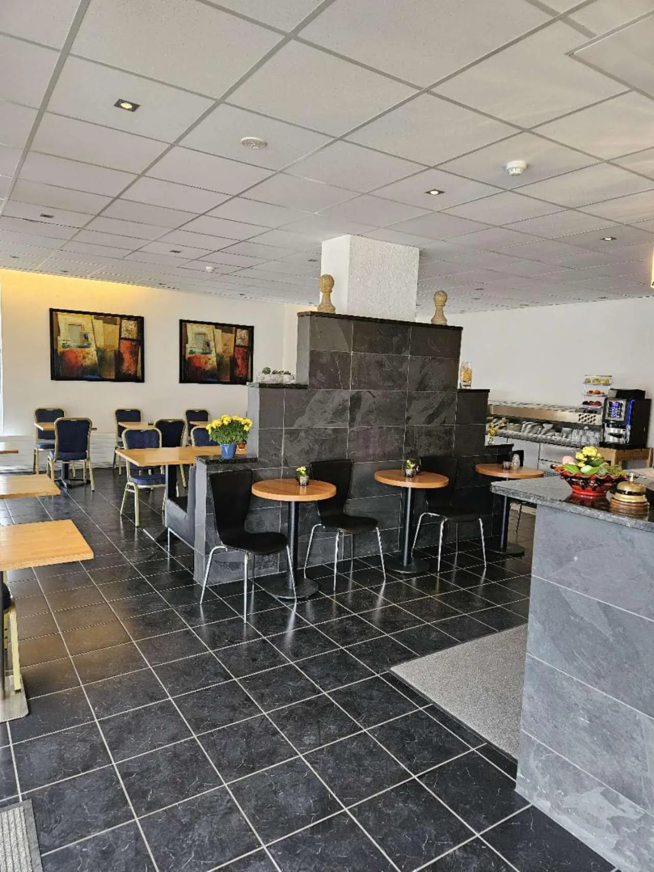 Breakfast in 101 Guesthouse Hotel