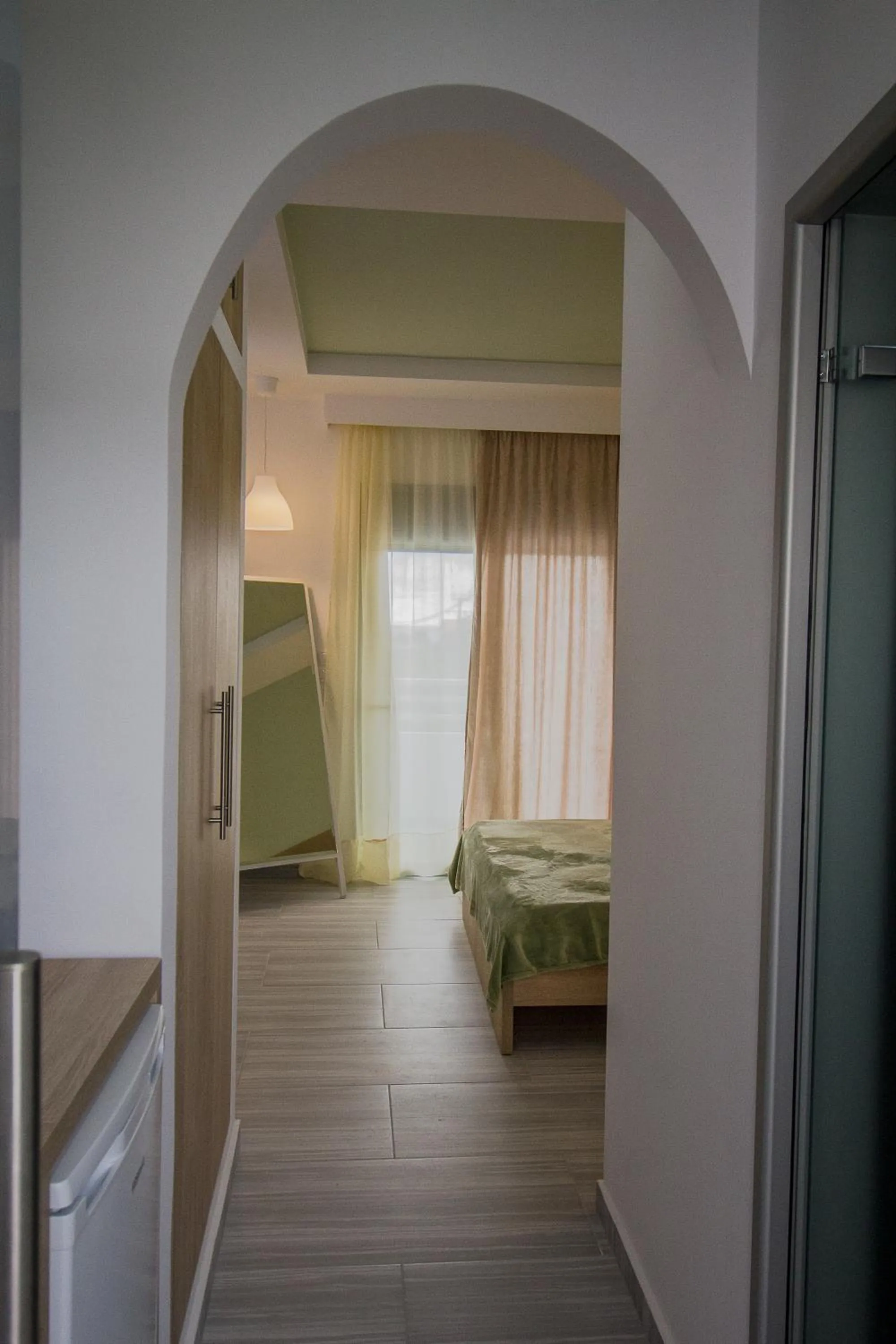 Photo of the whole room, Bed in Maroula Studios