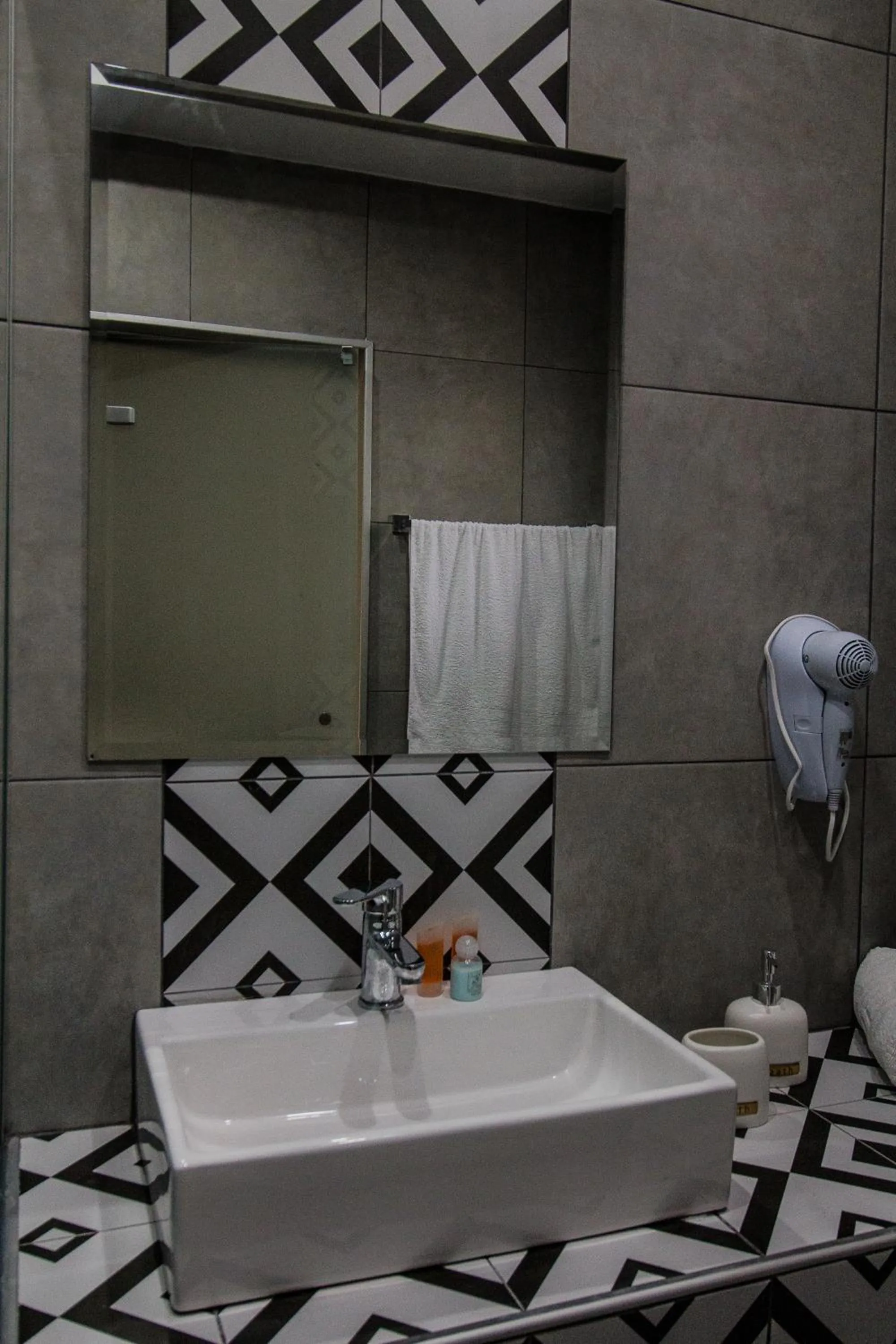 Bathroom in Maroula Studios