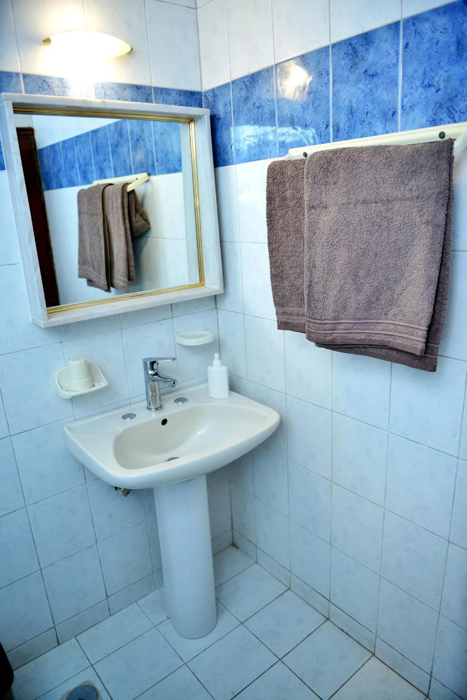 Shower in Maroula Studios