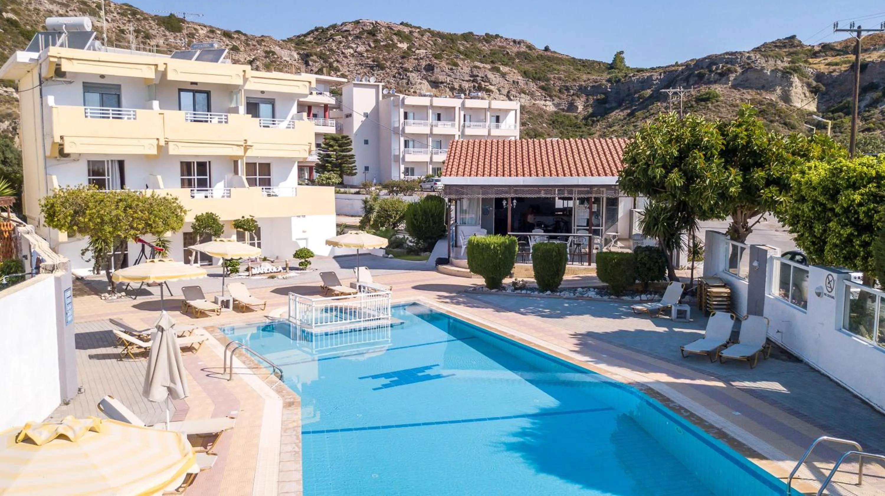 Property building in Maroula Studios