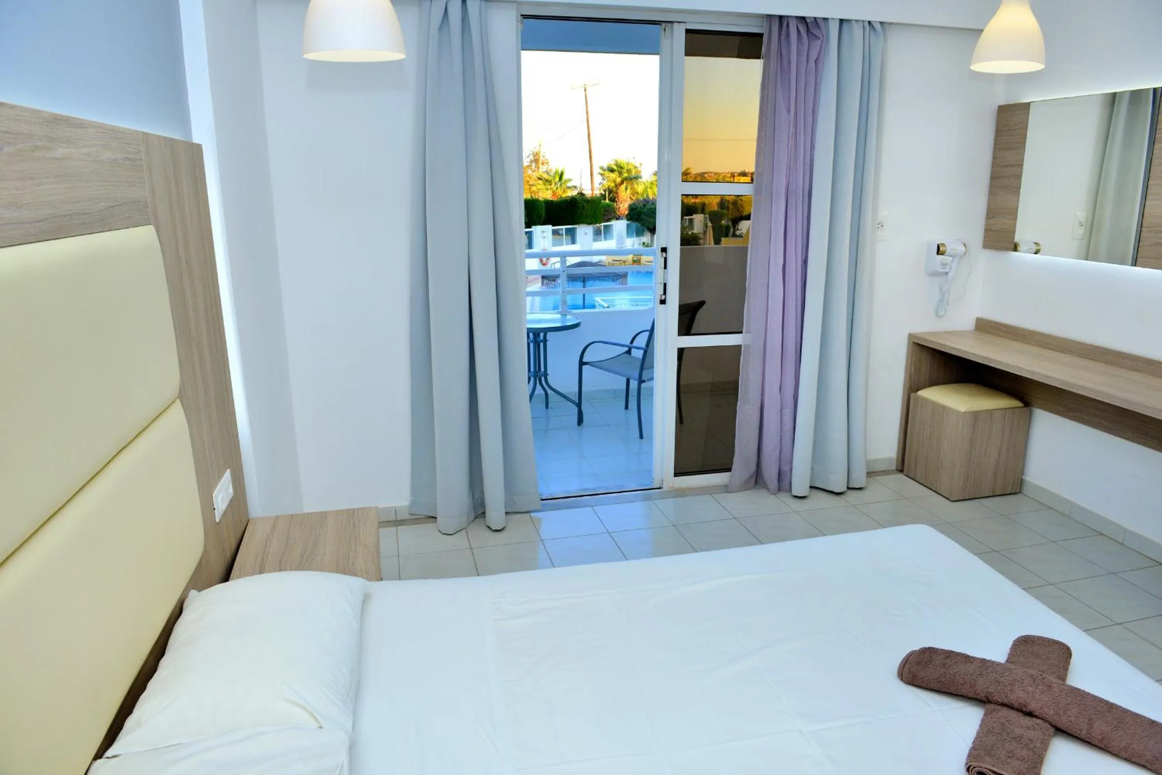 Balcony/Terrace, Bed in Maroula Studios