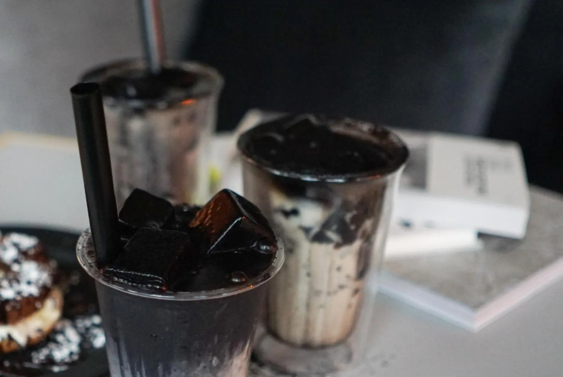 Coffee/tea facilities in Book And Bed Tokyo Shinjuku