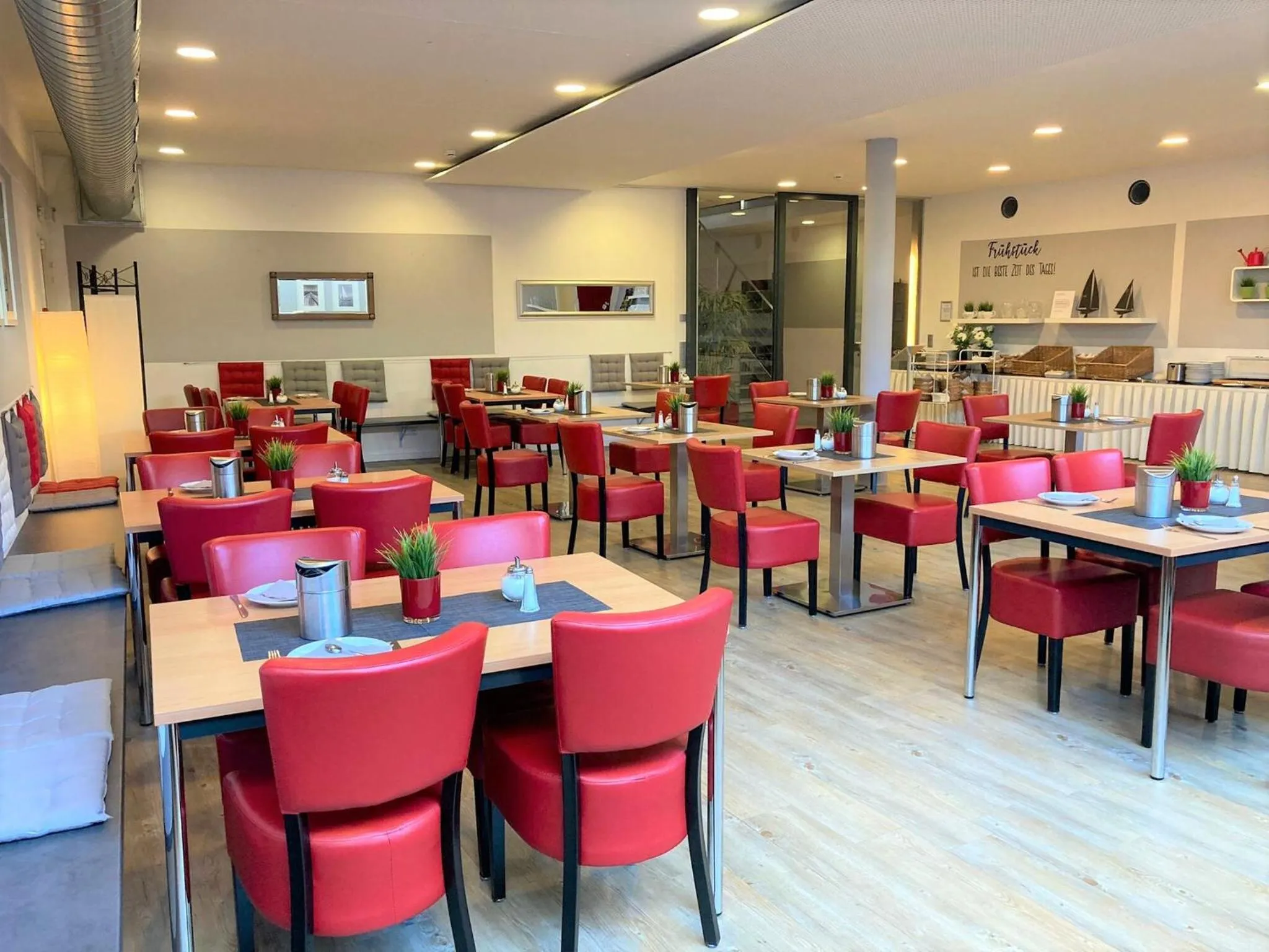 Breakfast in Bed & Breakfast Rotes Haus