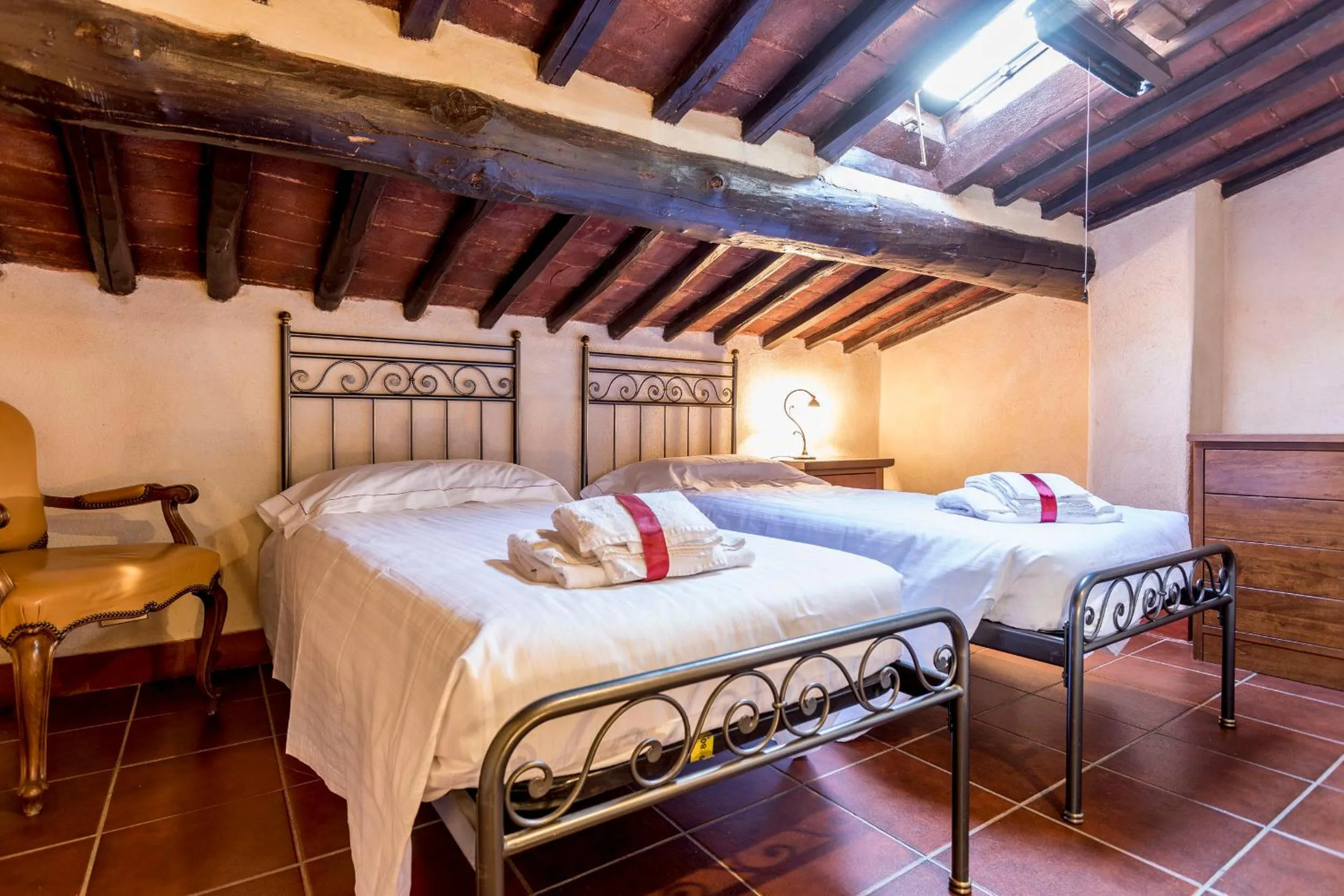 Photo of the whole room, Bed in Borgo Il Poggiaccio Residenza Turistico Alberghiera