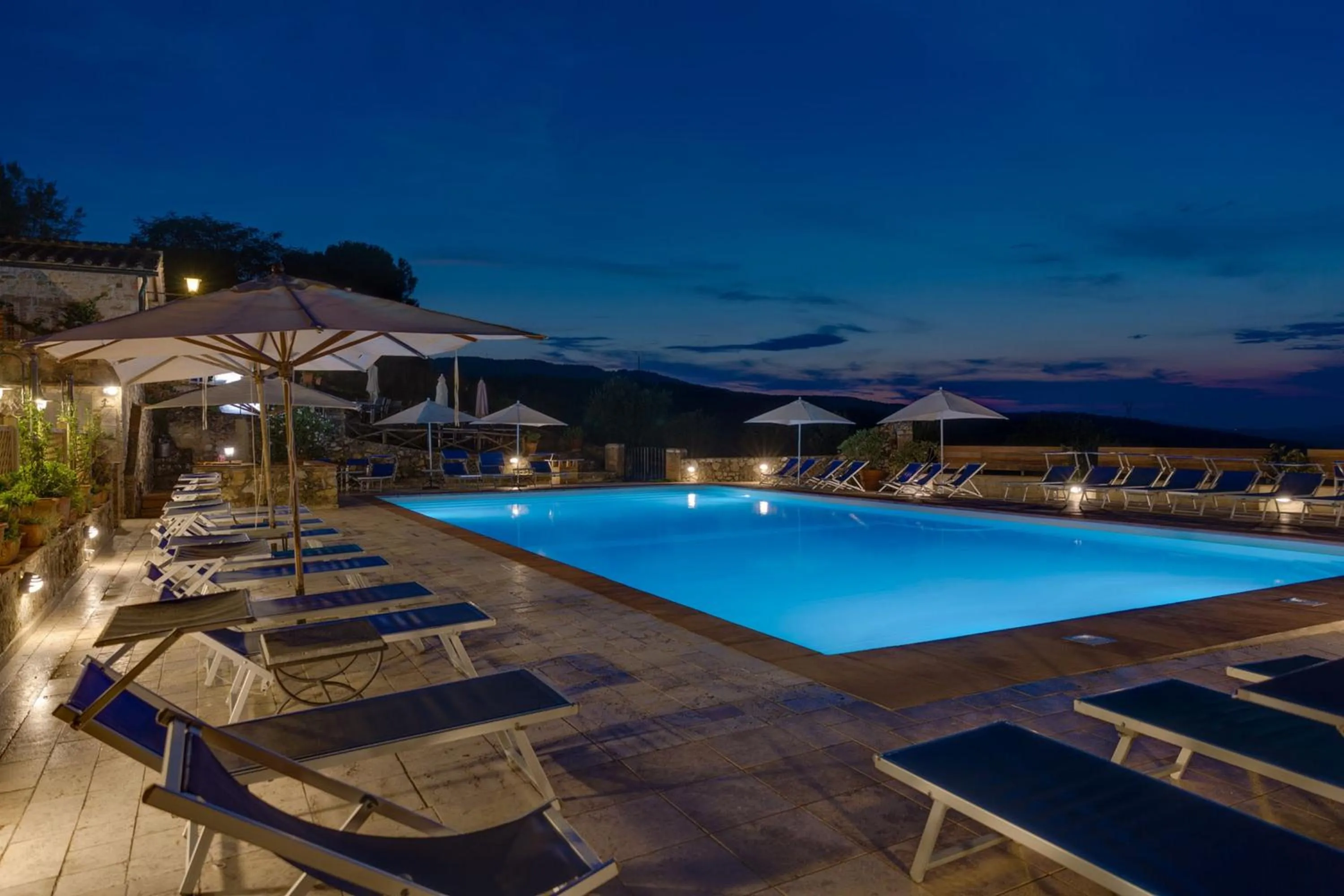 Swimming pool in Borgo Il Poggiaccio Residenza Turistico Alberghiera