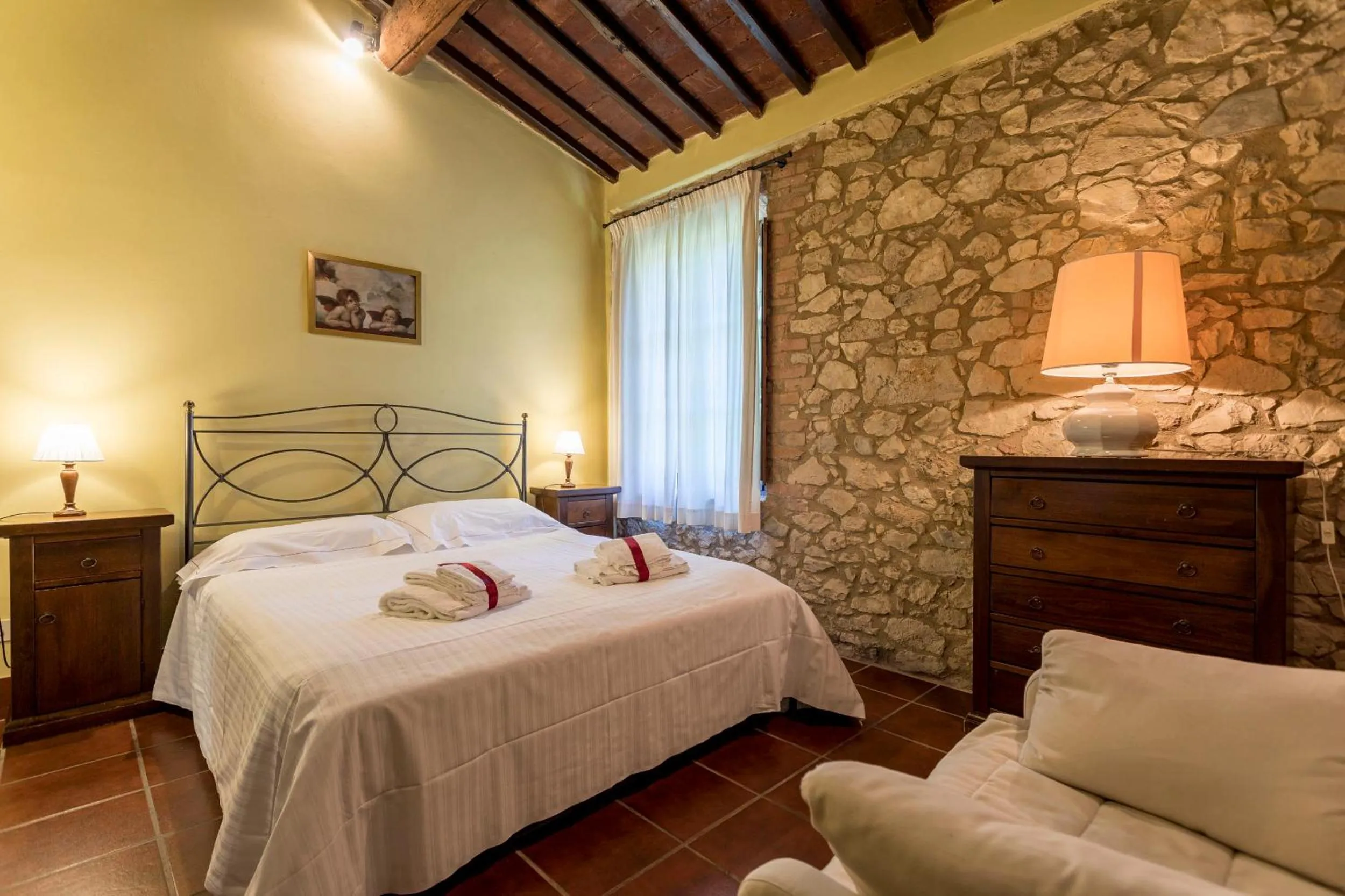 Photo of the whole room, Bed in Borgo Il Poggiaccio Residenza Turistico Alberghiera