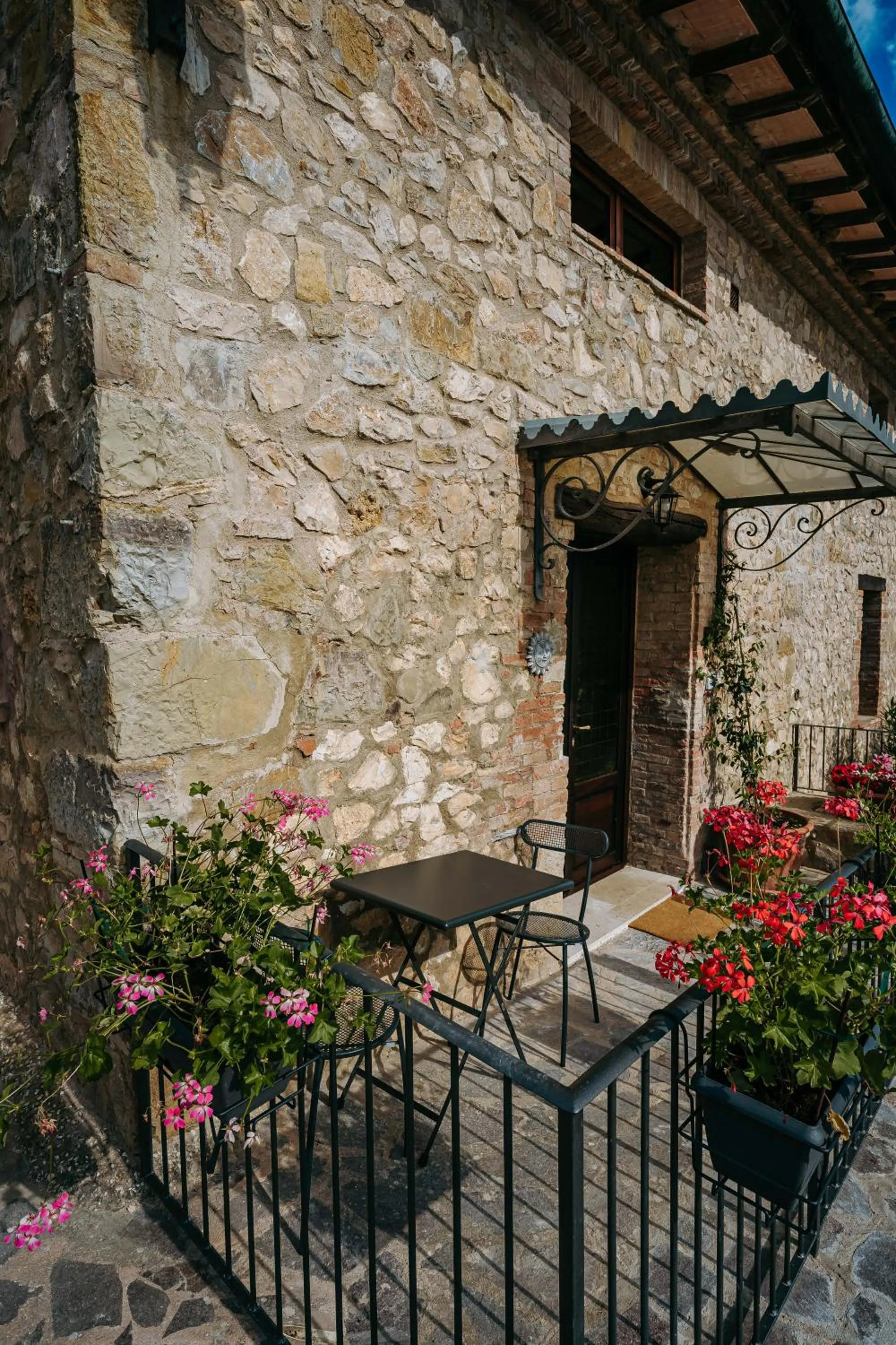 Patio in Borgo Il Poggiaccio Residenza Turistico Alberghiera