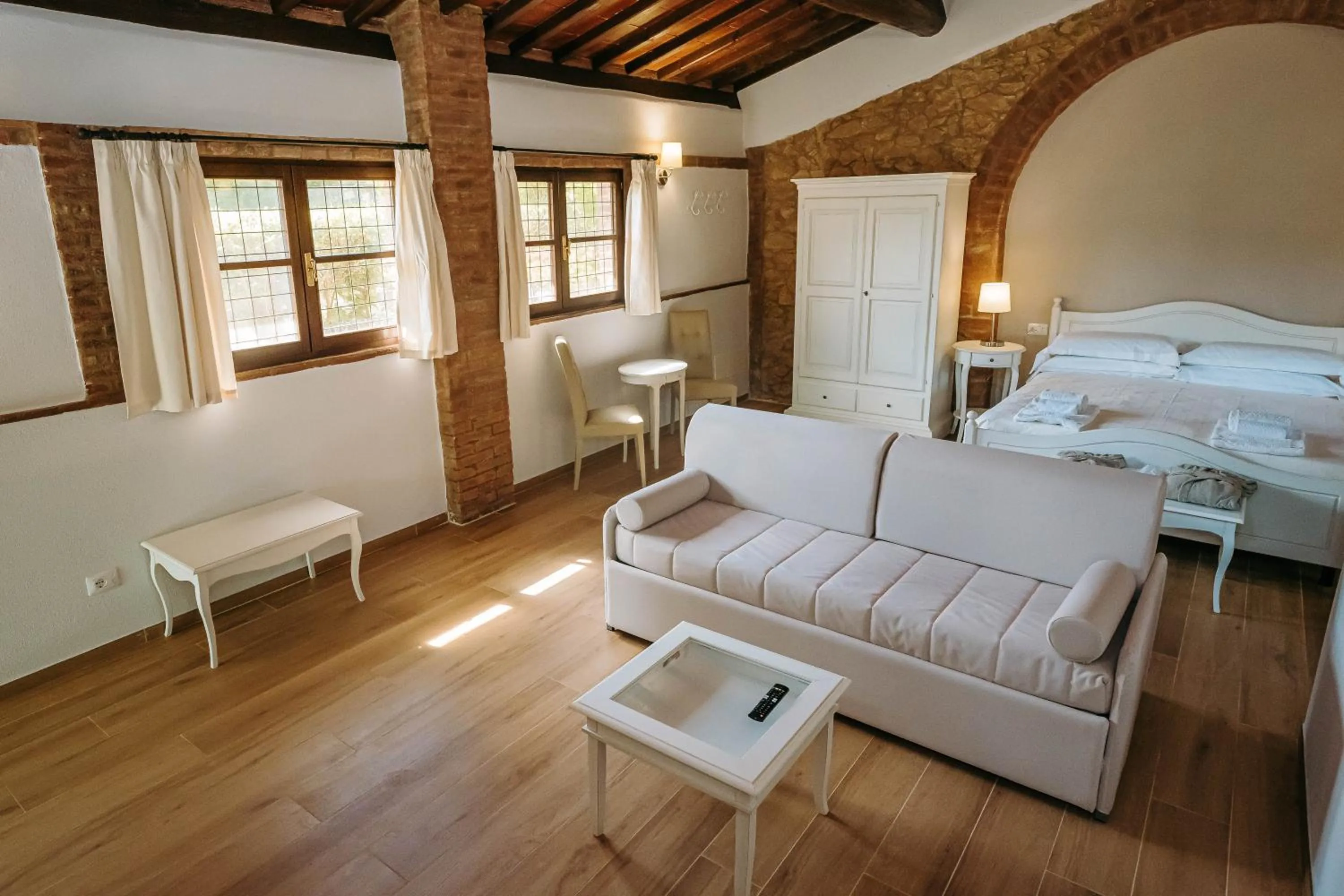 Bed in Borgo Il Poggiaccio Residenza Turistico Alberghiera