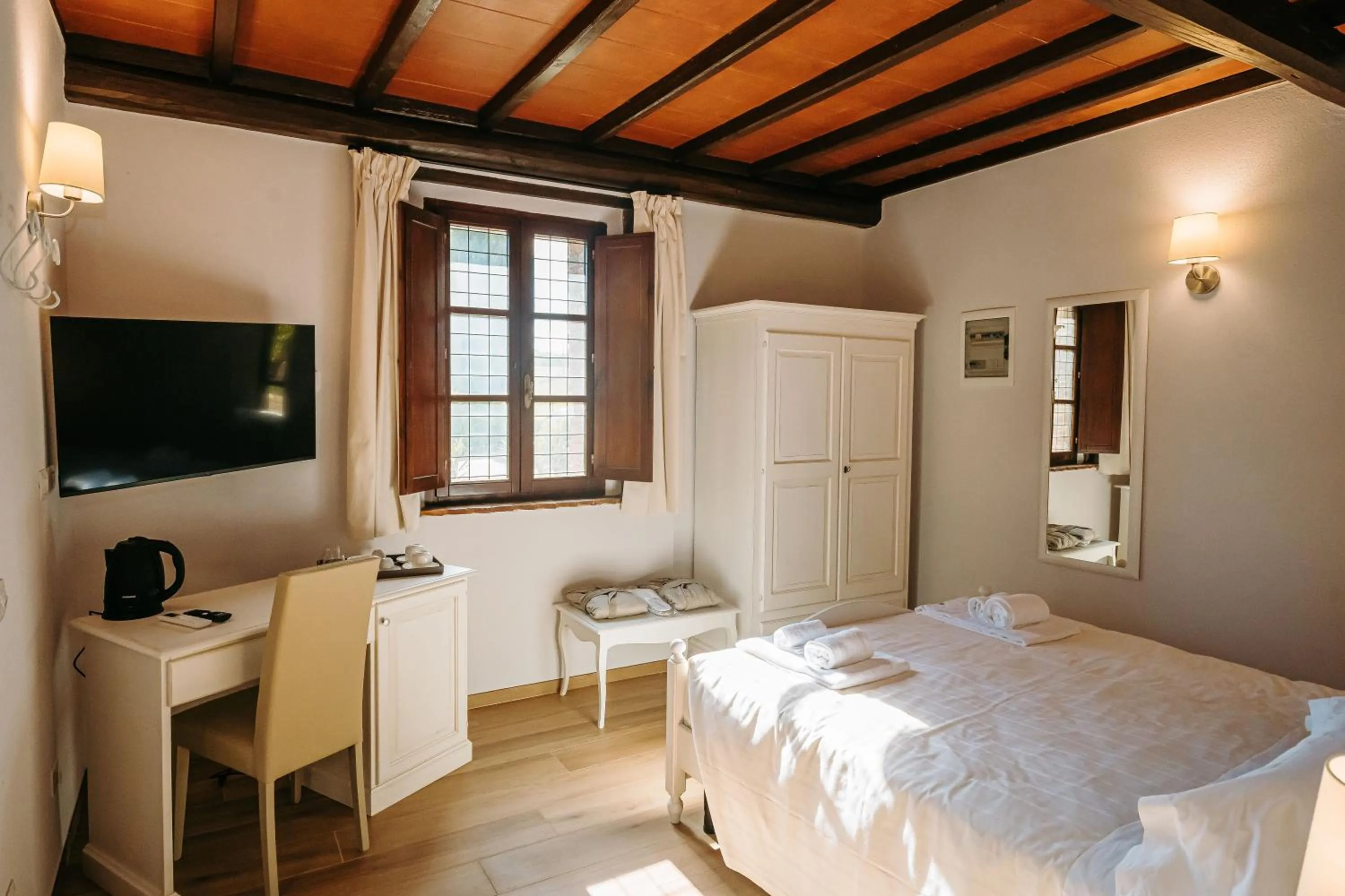 Bed in Borgo Il Poggiaccio Residenza Turistico Alberghiera