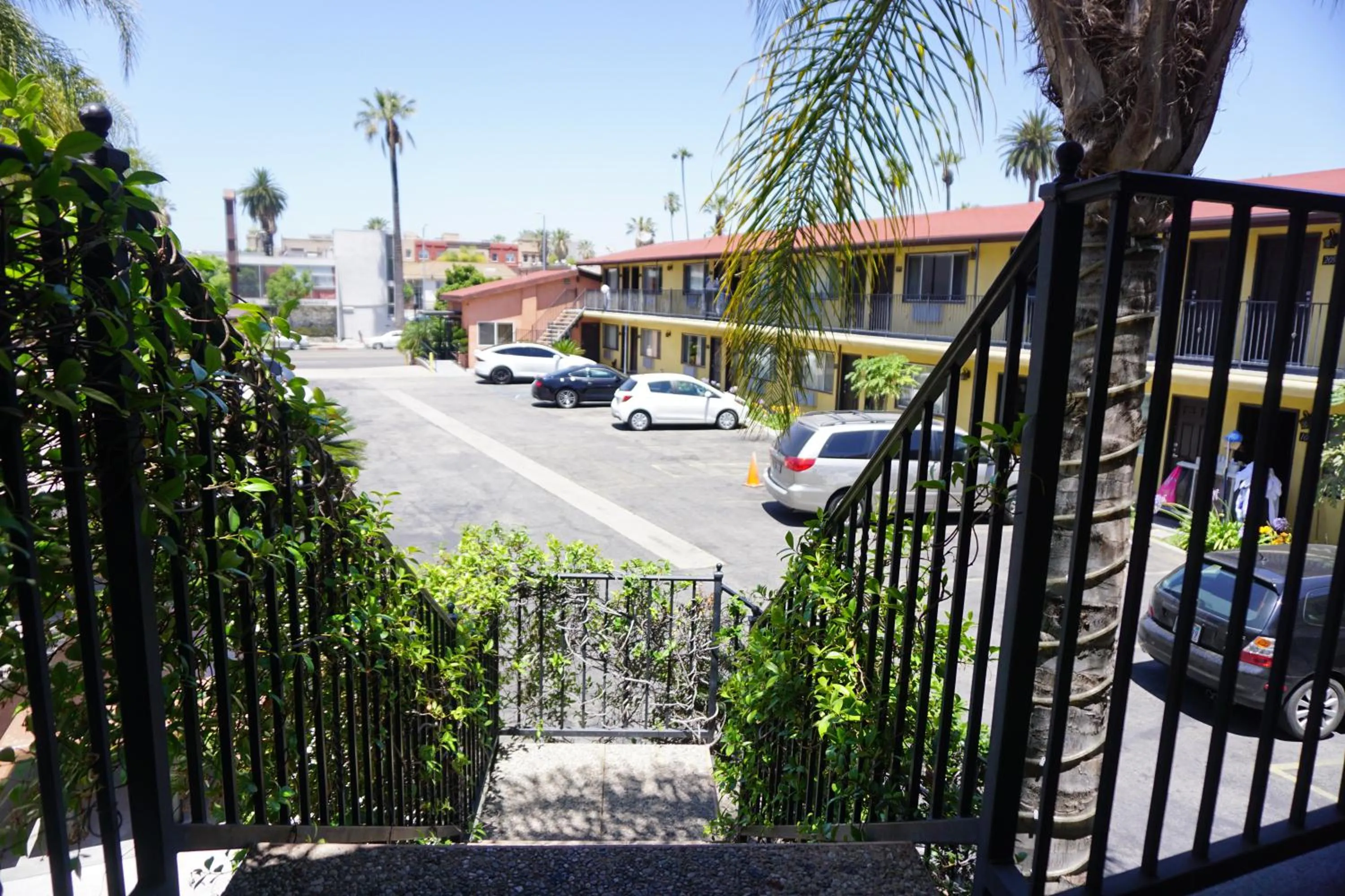 Balcony/Terrace in Casa Bella Inn Downtown LA
