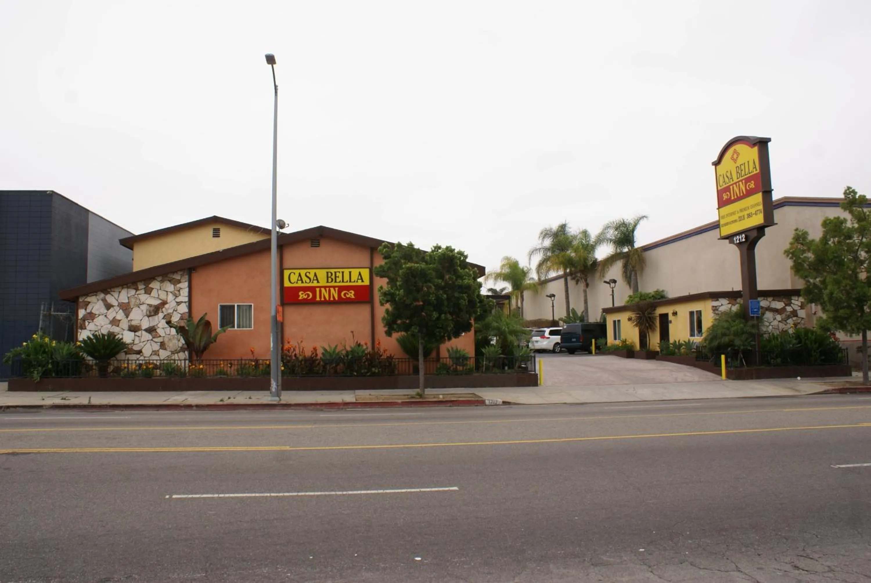 Facade/entrance in Casa Bella Inn Downtown LA