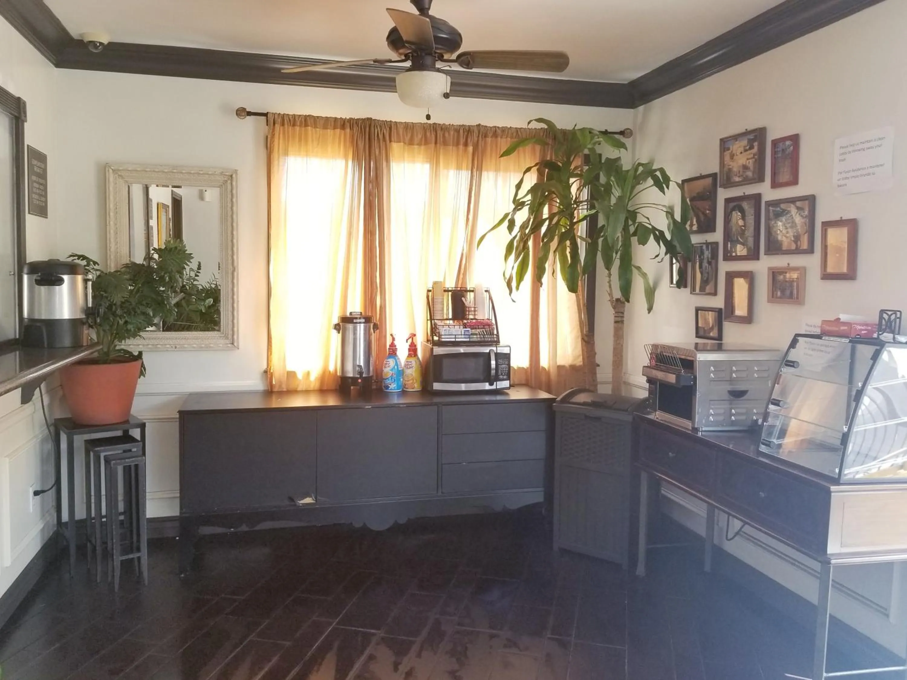 Lobby or reception in Casa Bella Inn Downtown LA