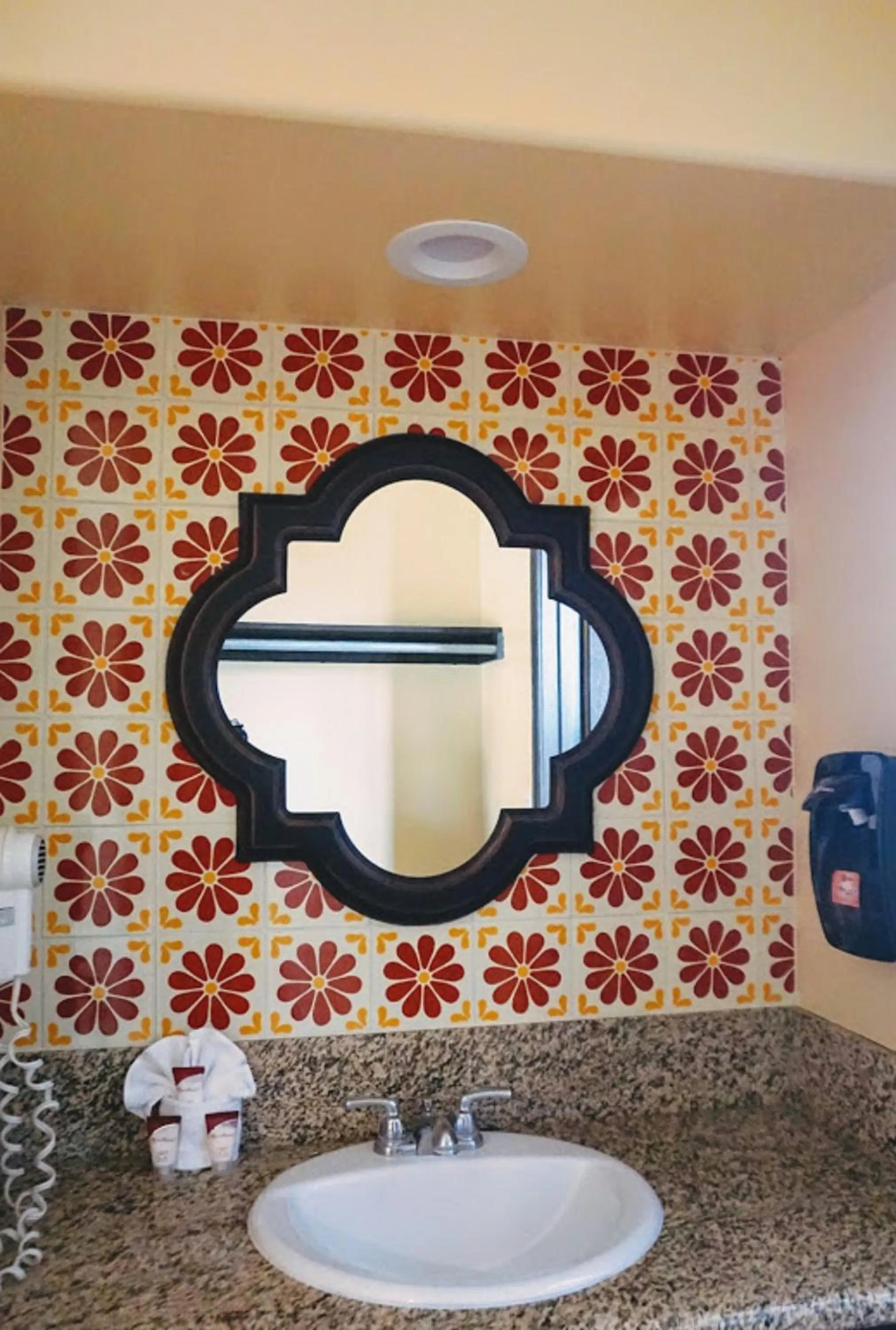 Bathroom in Casa Bella Inn Downtown LA