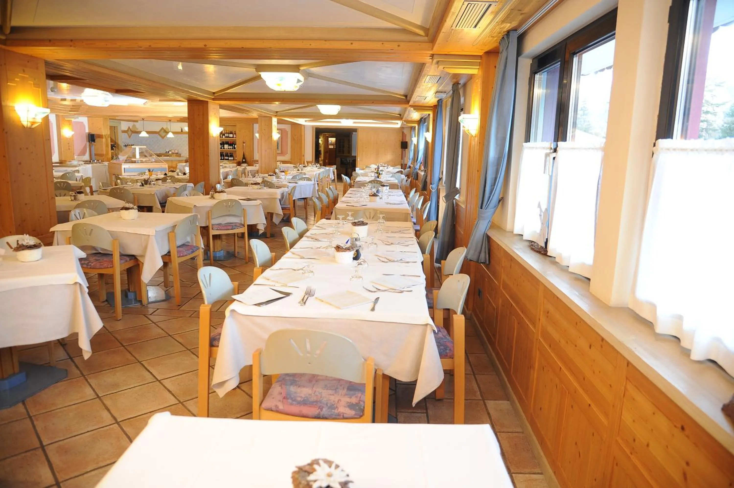 Restaurant/places to eat in Hotel Sole Family Hotel