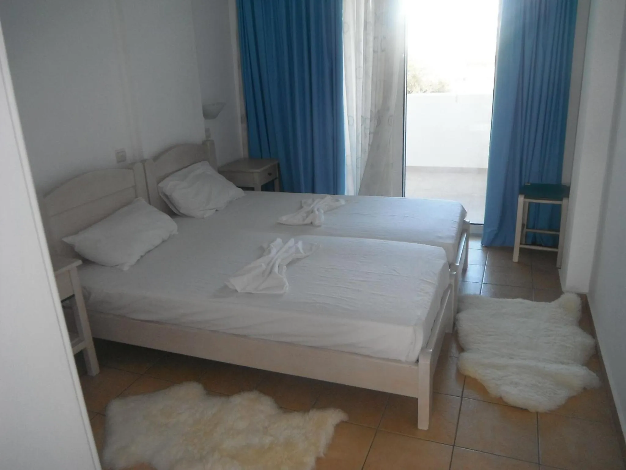 Bedroom, Bed in Mandorla Apartments