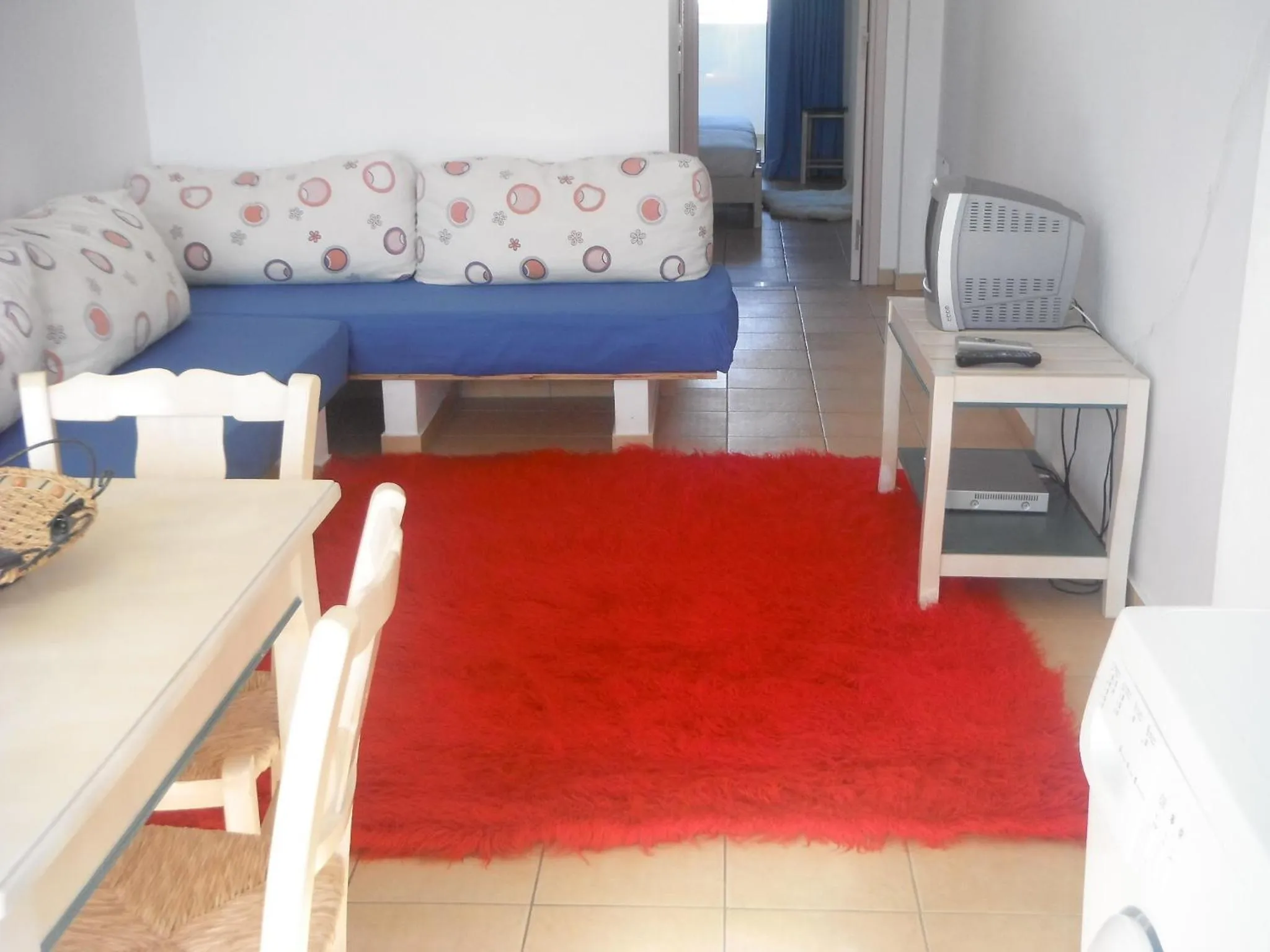 Dining area in Mandorla Apartments