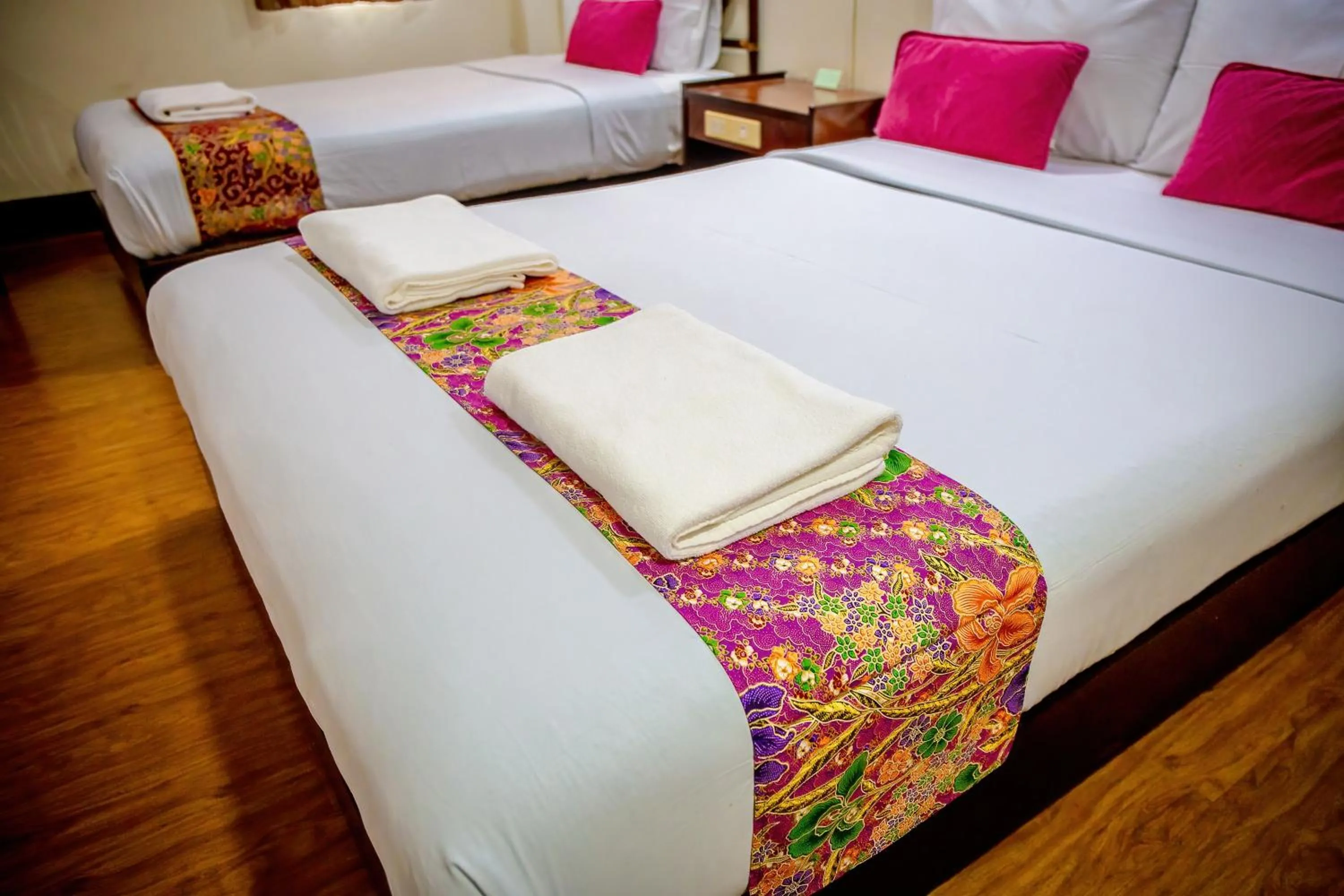 Bed in Lukmuang 2 Hotel